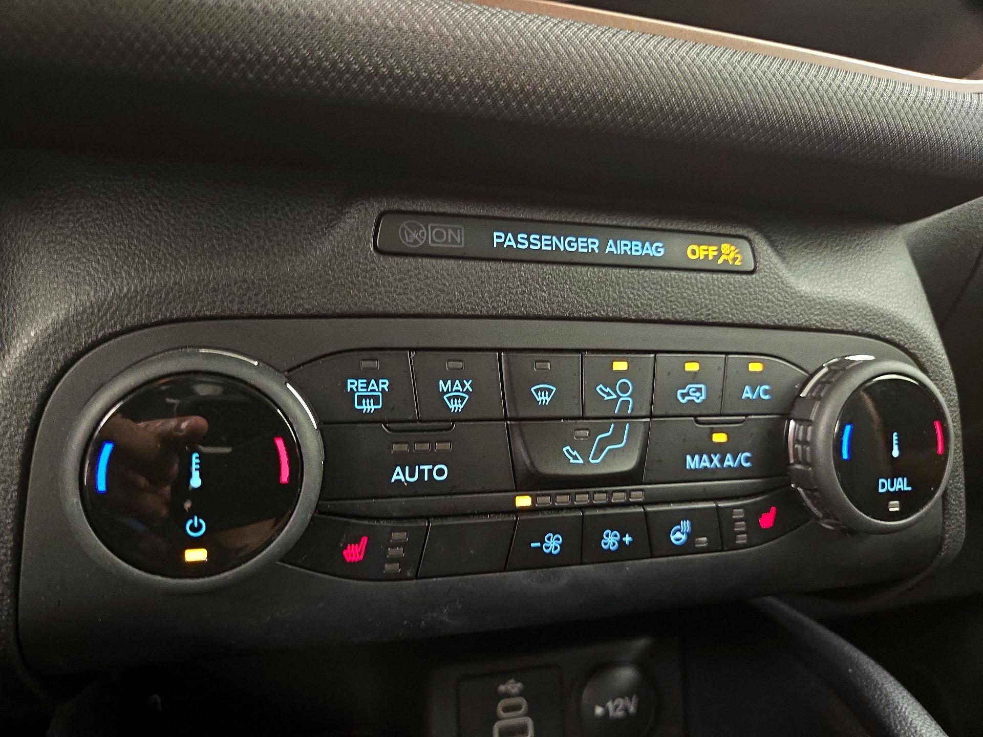 Thumbnail: 2024 Ford Bronco Sport - 17