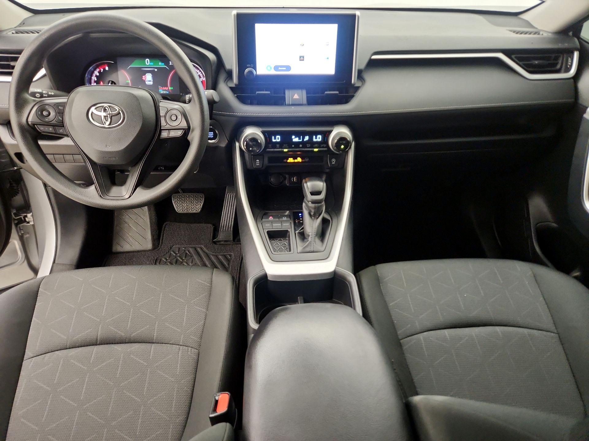 Thumbnail: 2025 Toyota RAV4 - 9
