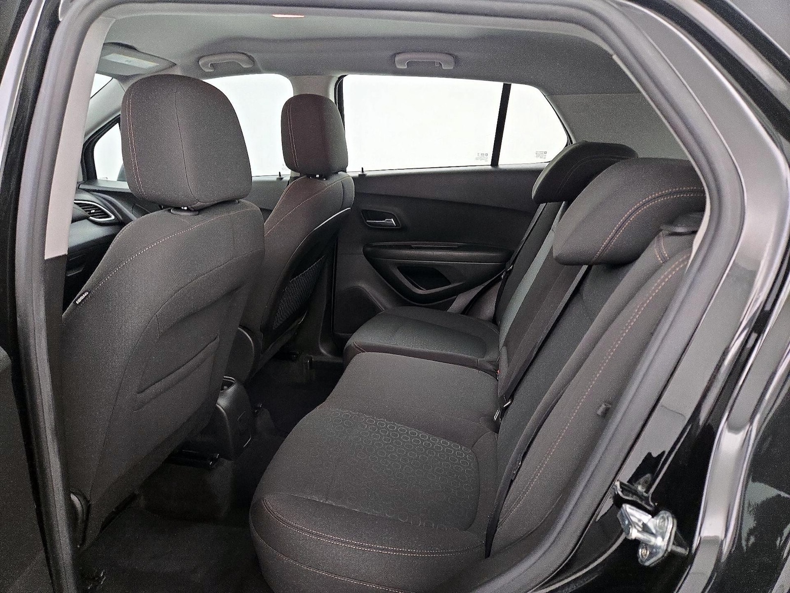 2021 Chevrolet Trax LS - Photo 20