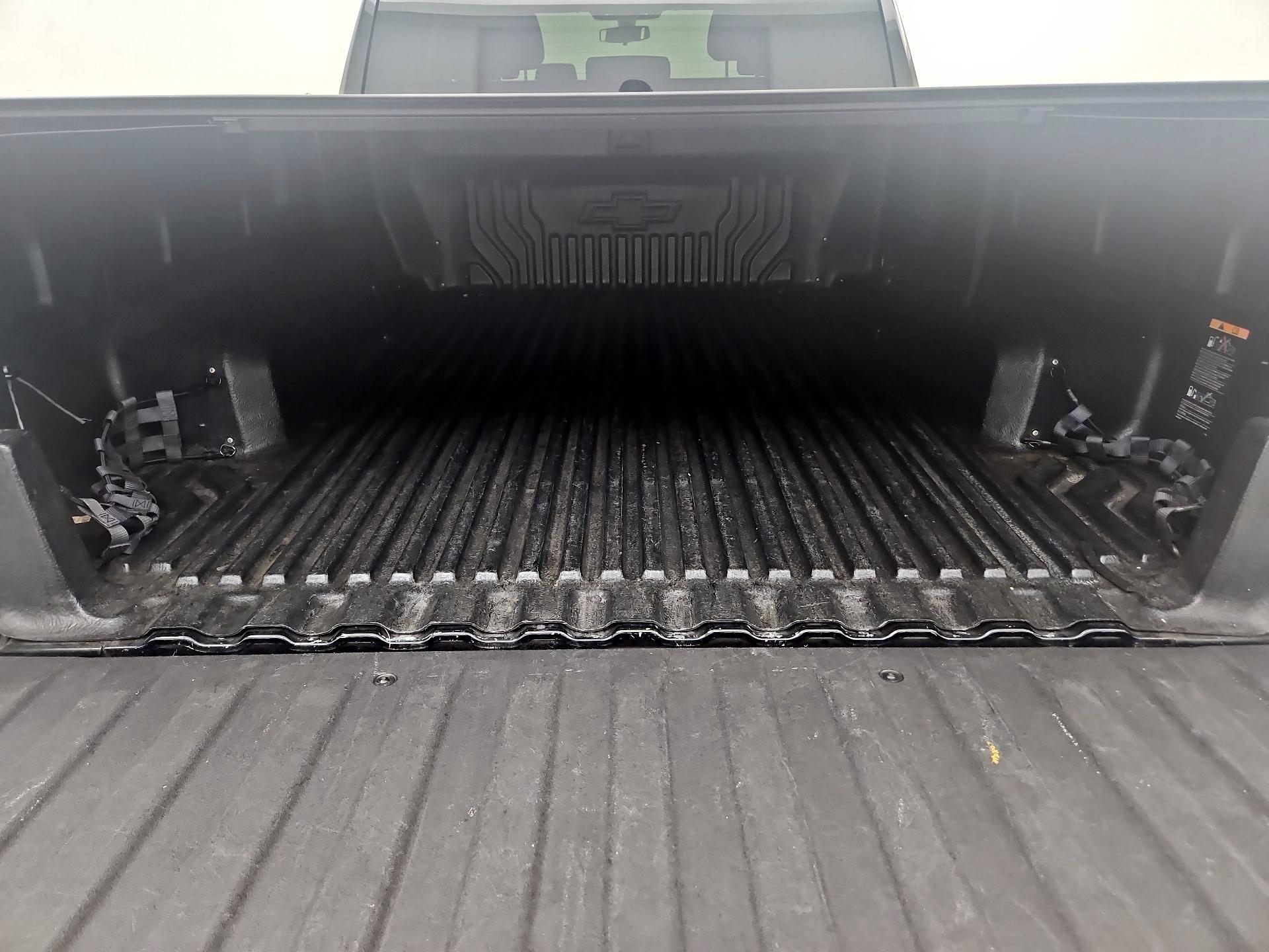 Thumbnail: 2020 Chevrolet Silverado 1500 - 20
