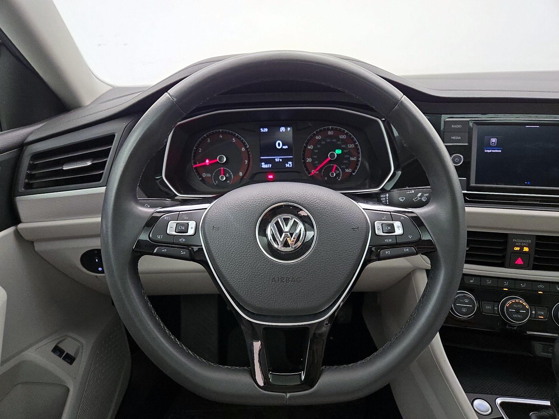 Thumbnail: 2020 Volkswagen Jetta - 10