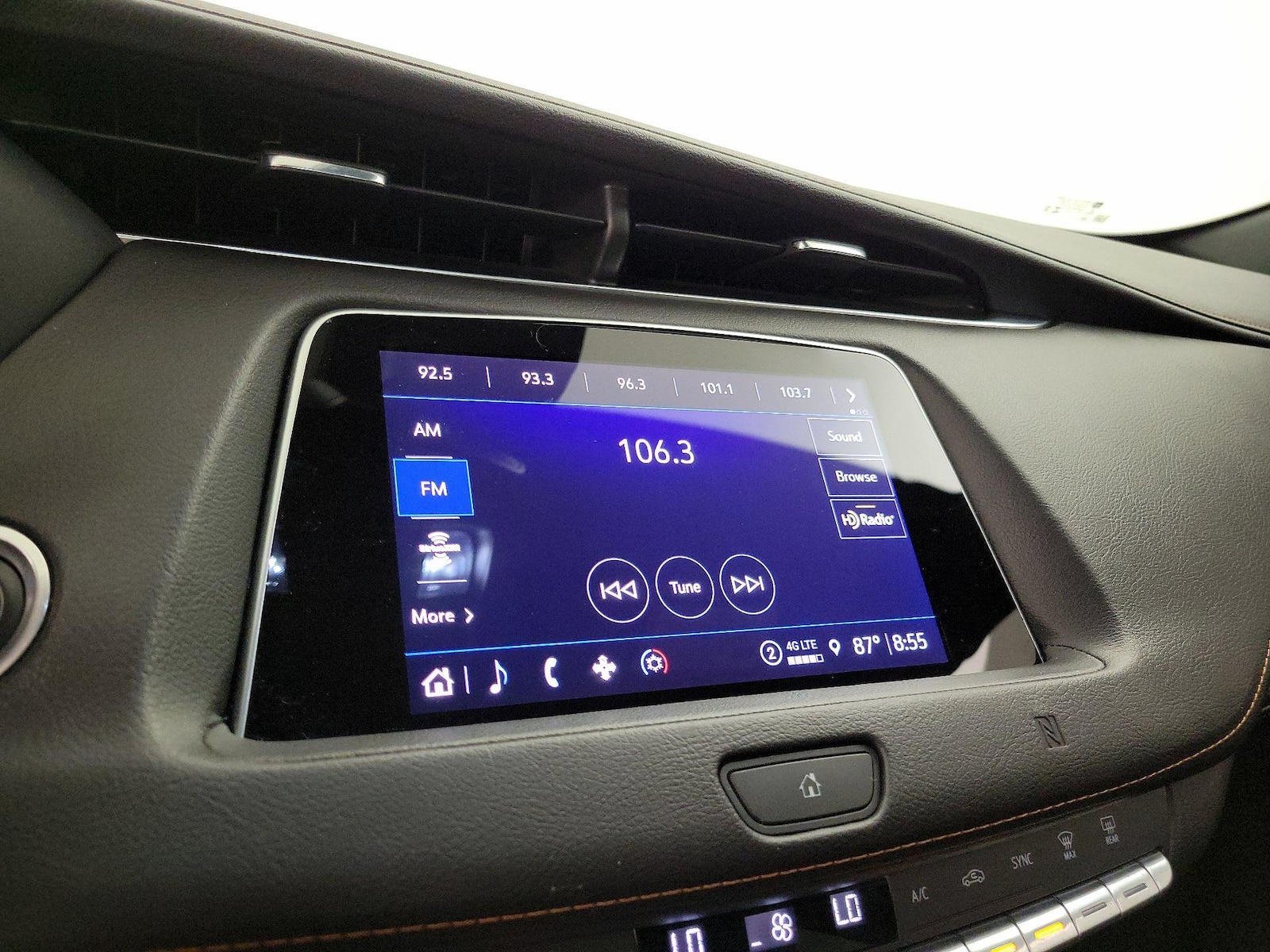 2021 Cadillac XT4 Sport - Photo 16
