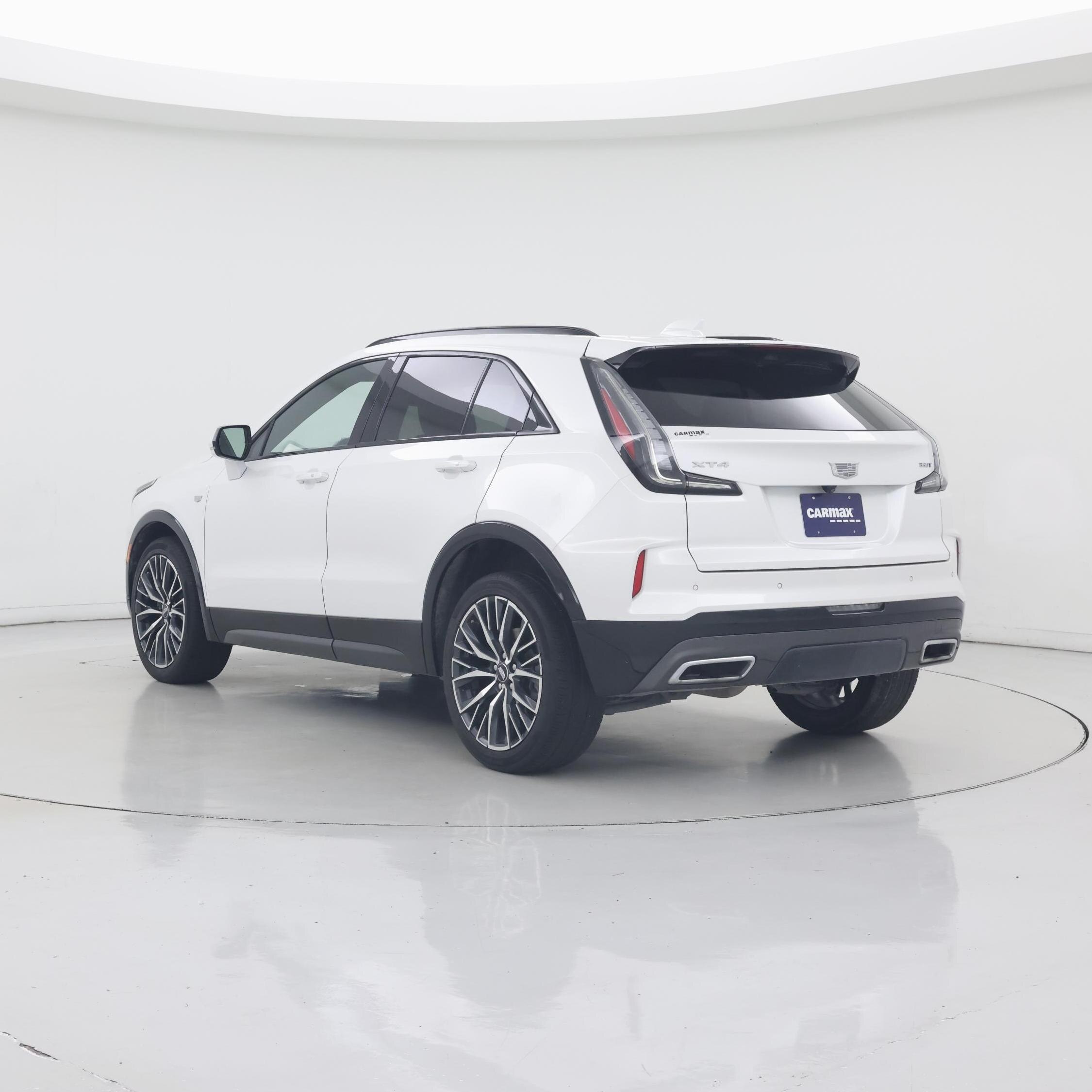 Thumbnail: 2024 Cadillac XT4 - 2