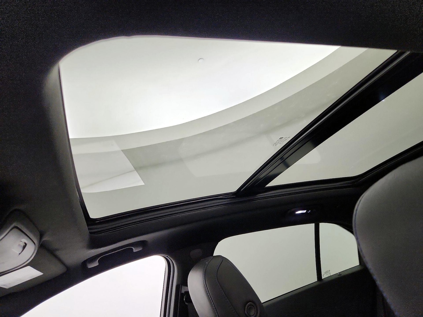 2024 Cadillac XT4 Sport - Photo 20