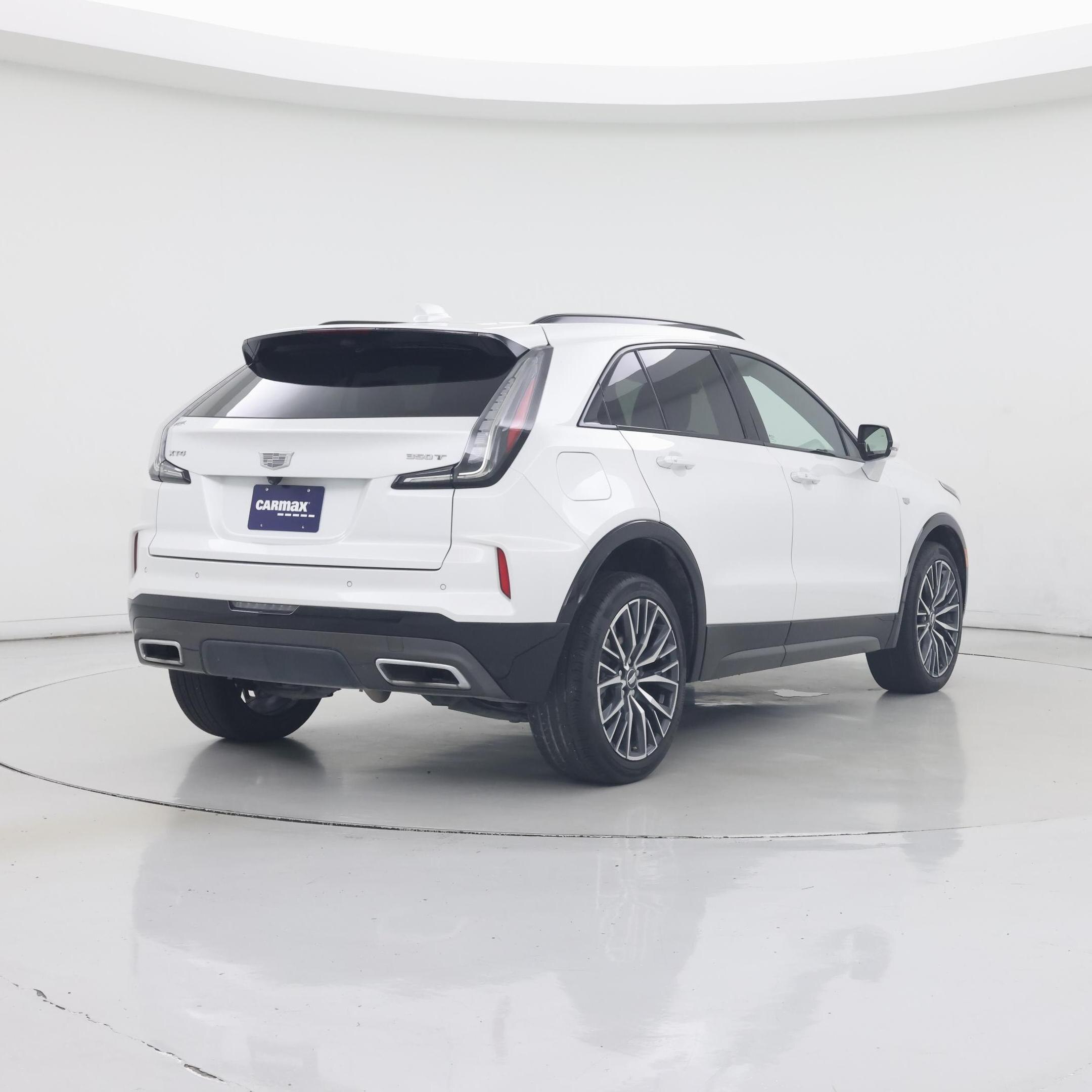 Thumbnail: 2024 Cadillac XT4 - 8