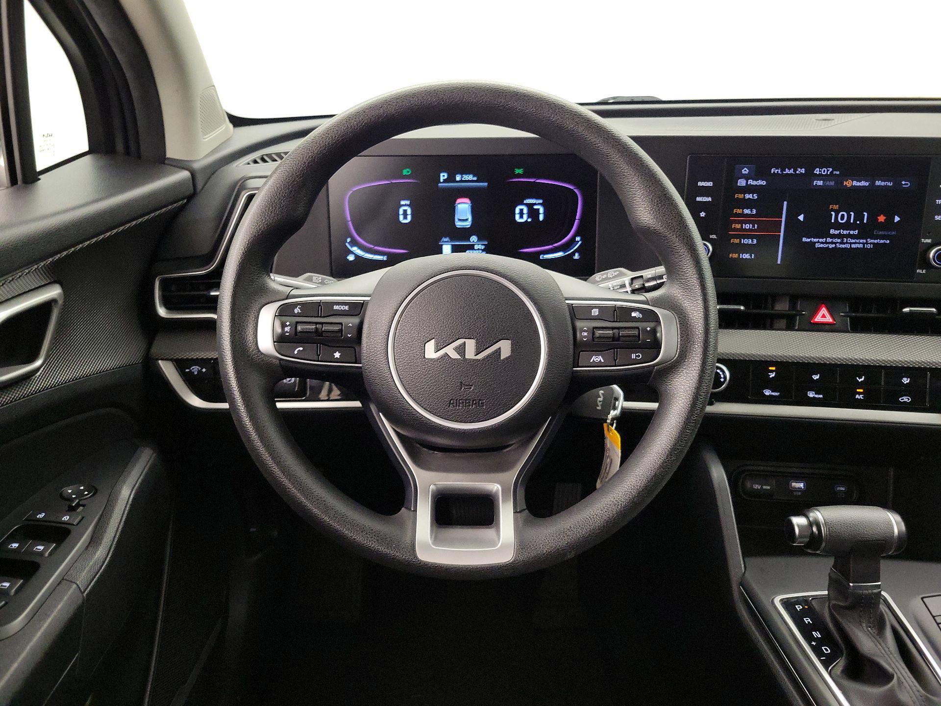 Thumbnail: 2023 Kia Sportage - 10