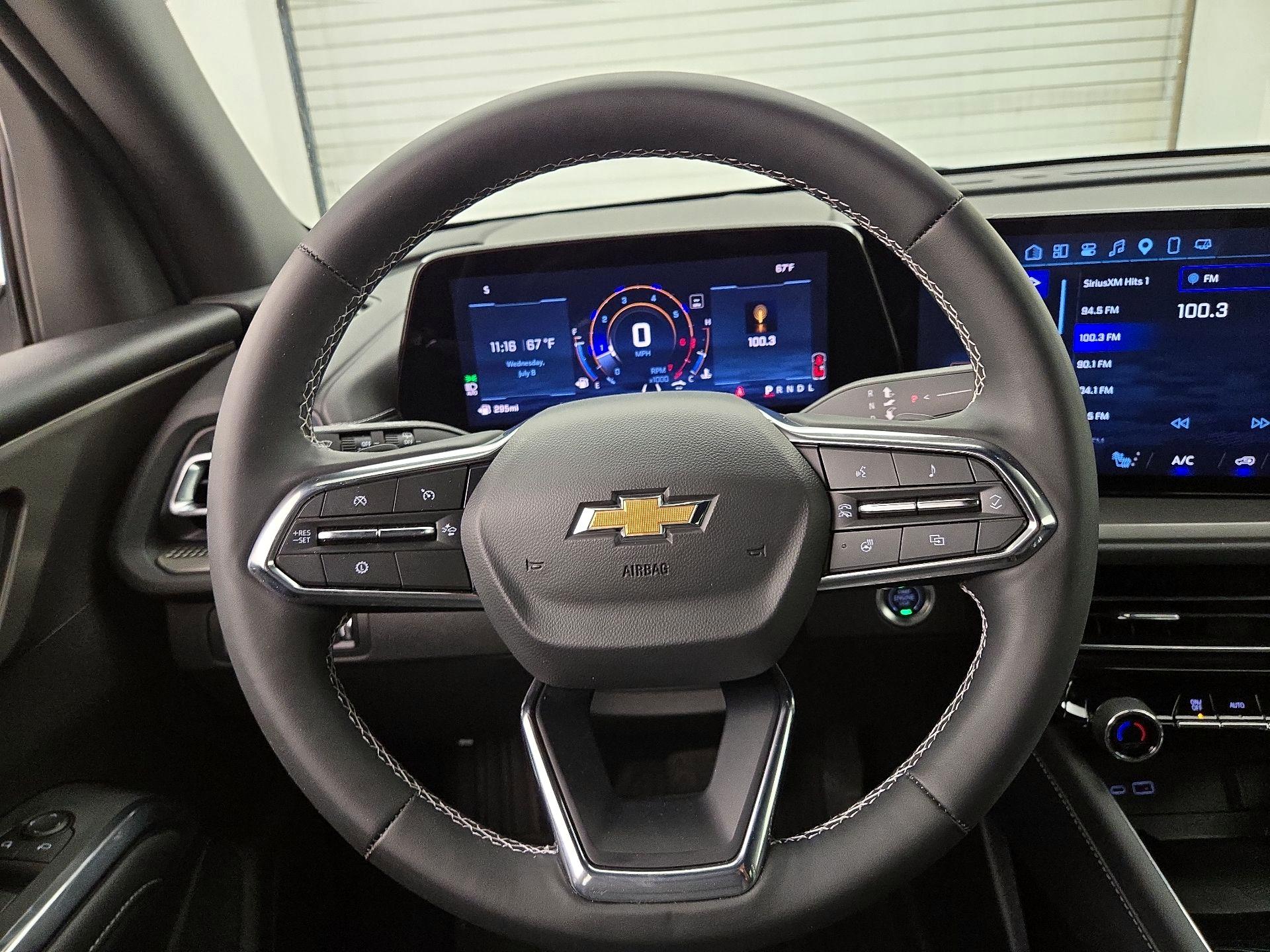 Thumbnail: 2025 Chevrolet Traverse - 10