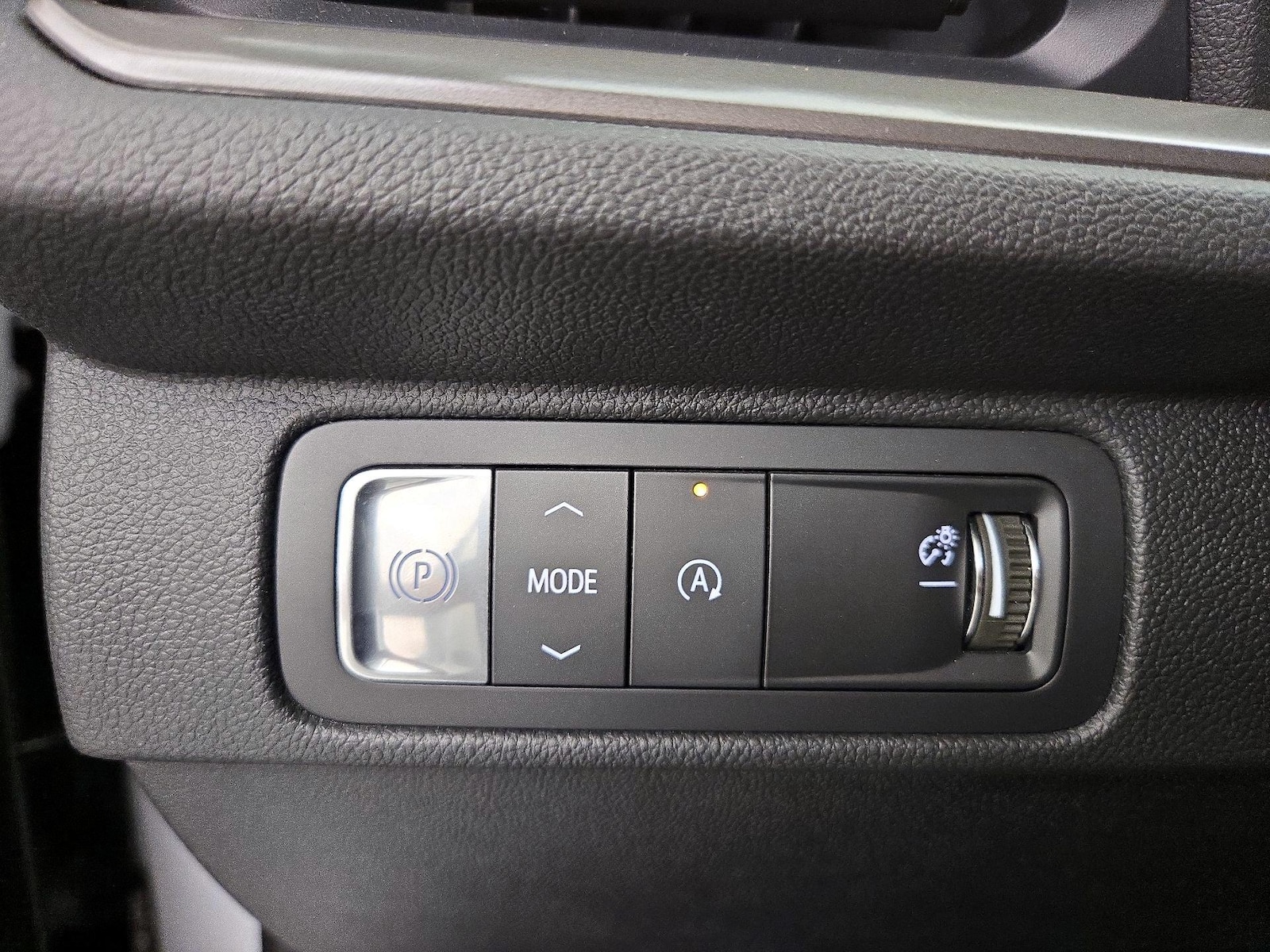 2025 Chevrolet Traverse LT - Photo 14