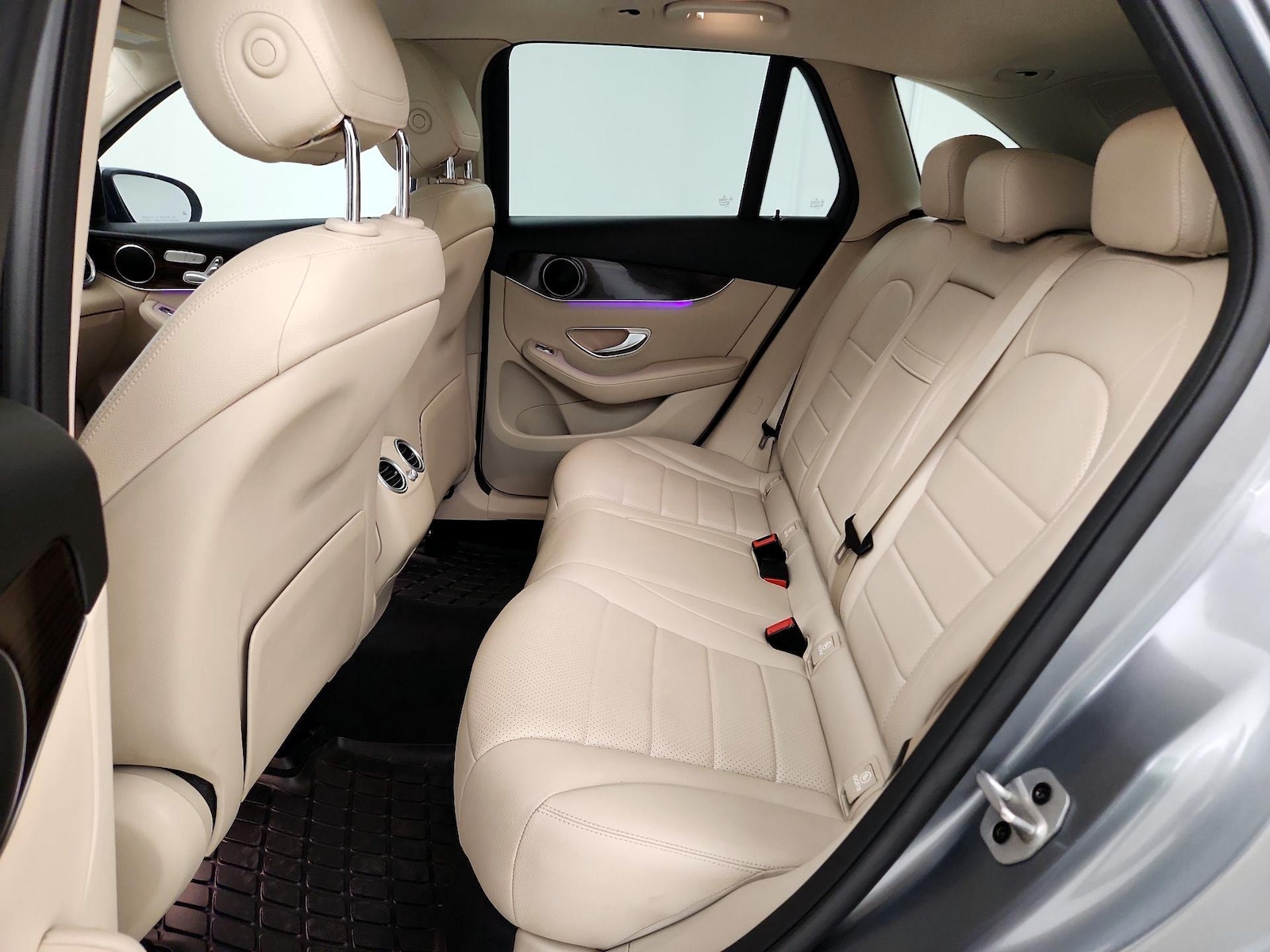 2021 Mercedes-Benz GLC GLC300 - Photo 21