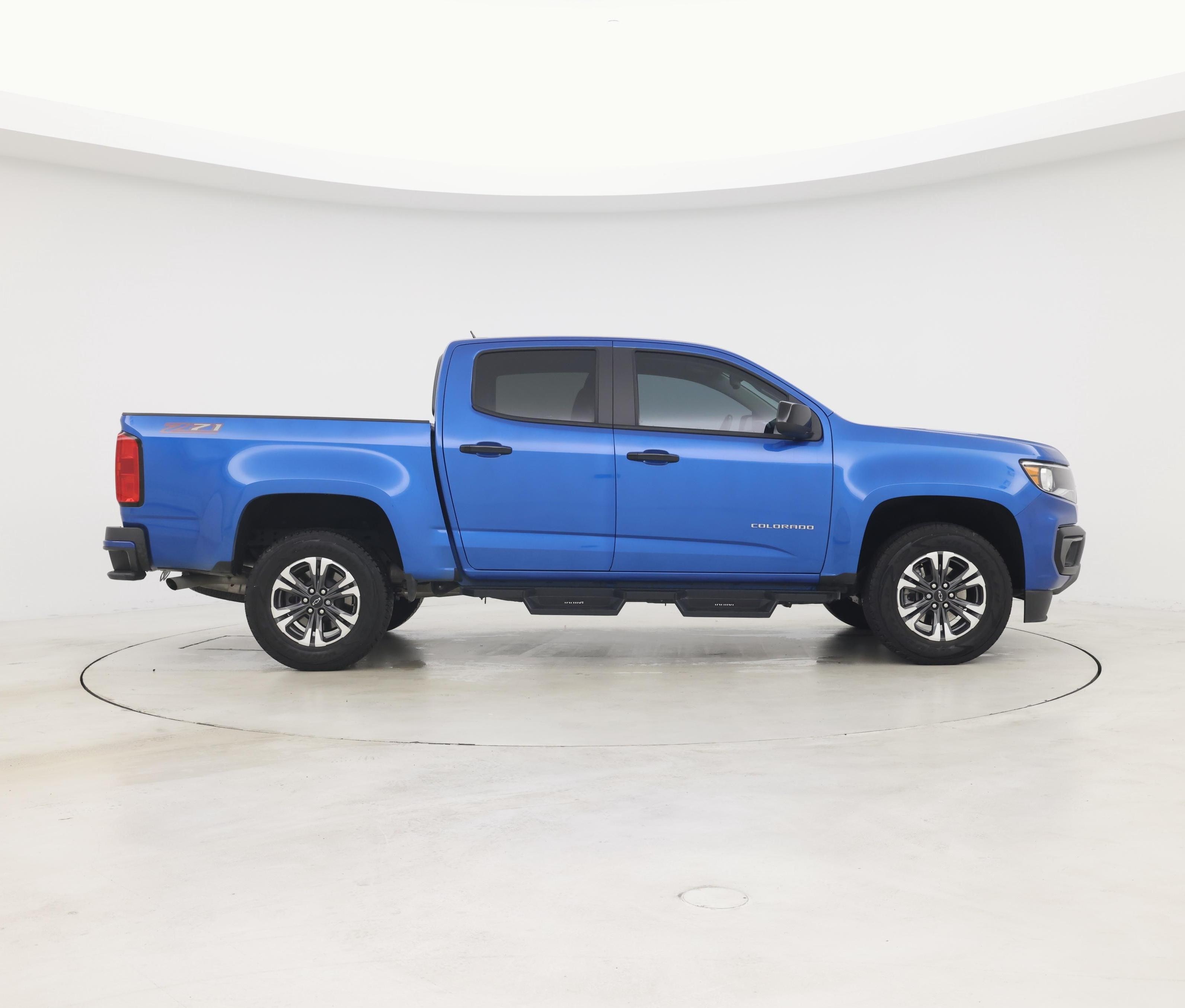 Thumbnail: 2022 Chevrolet Colorado - 7