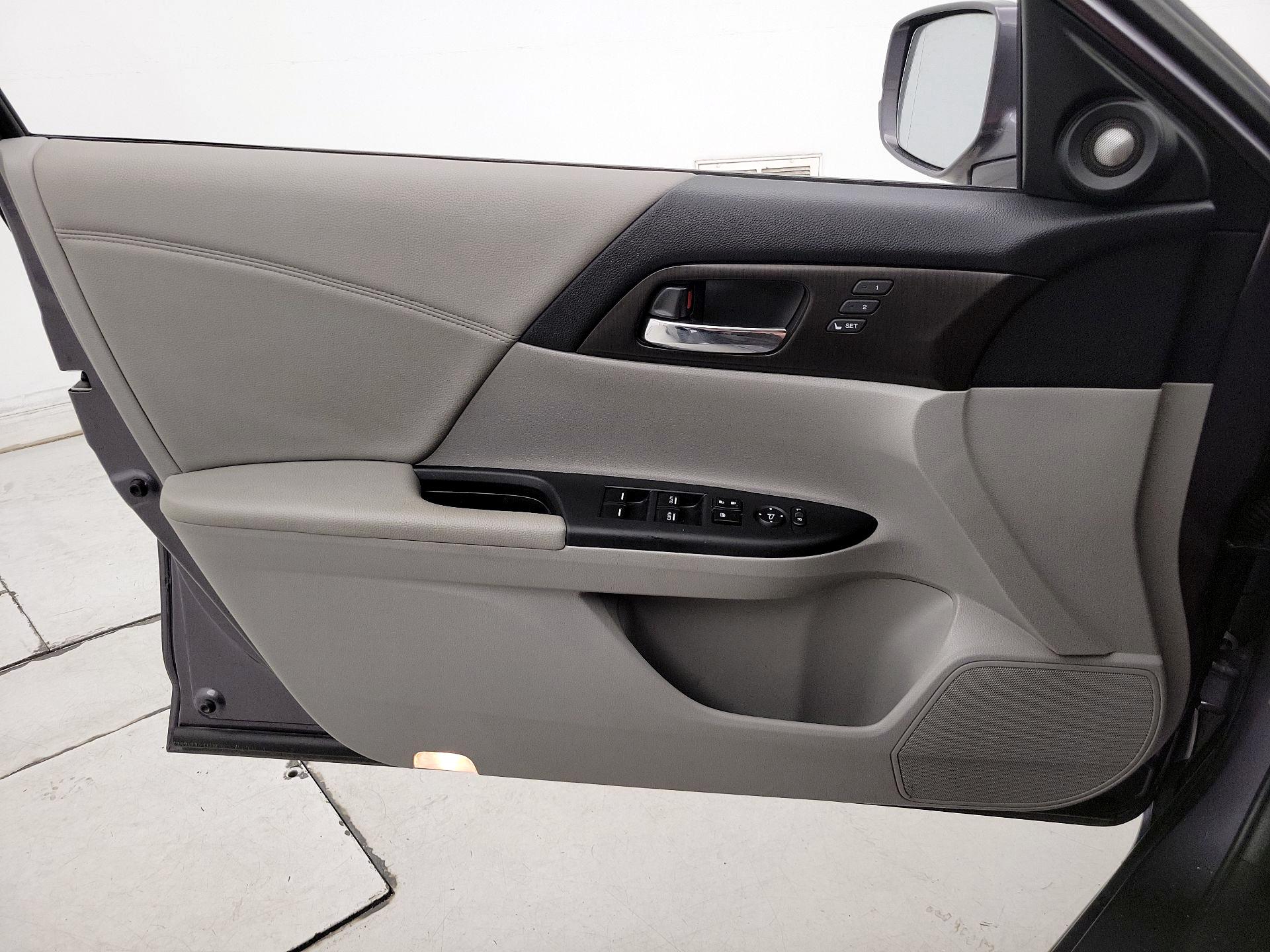 Thumbnail: 2014 Honda Accord - 12