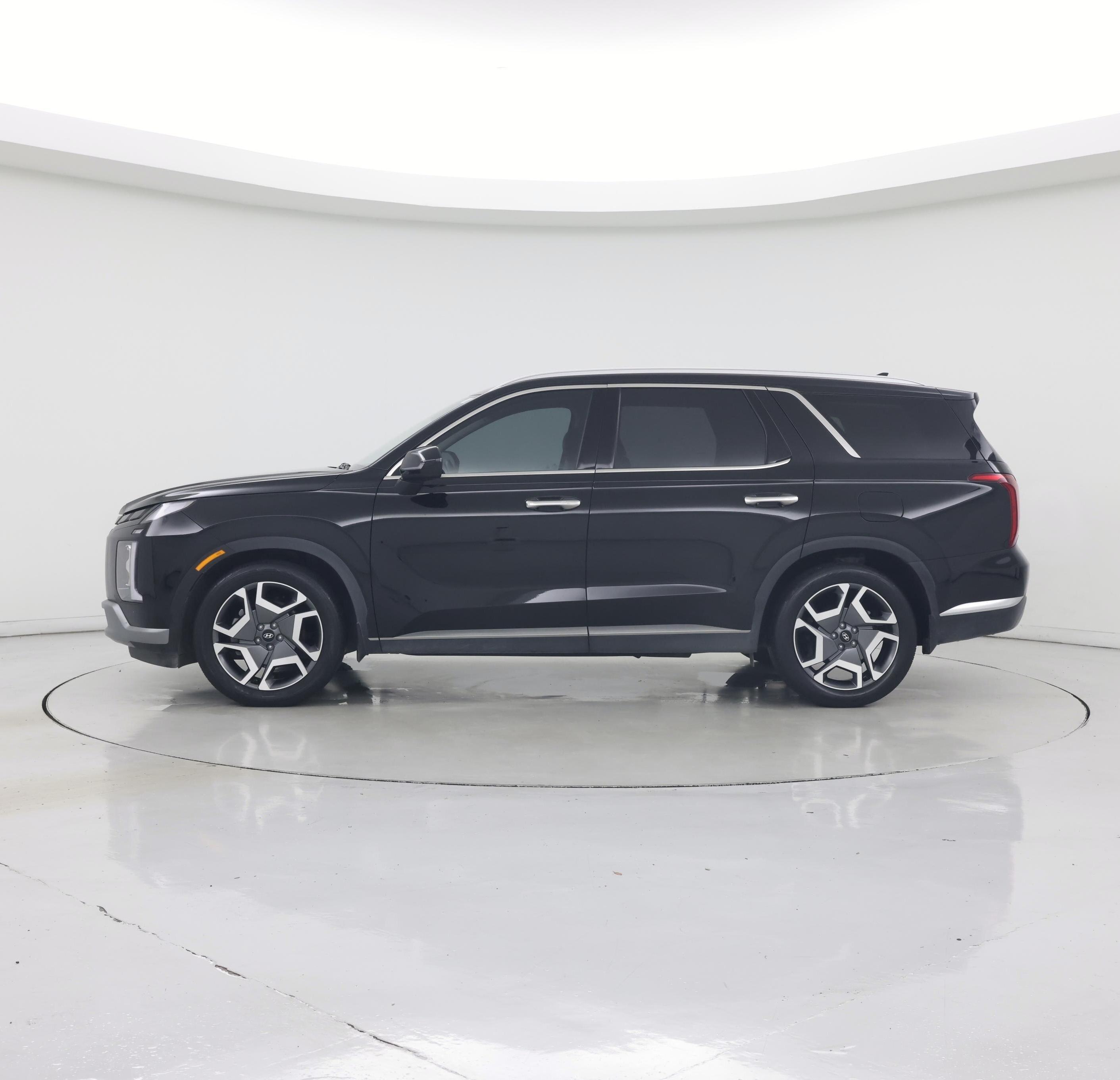 Thumbnail: 2023 Hyundai Palisade - 3