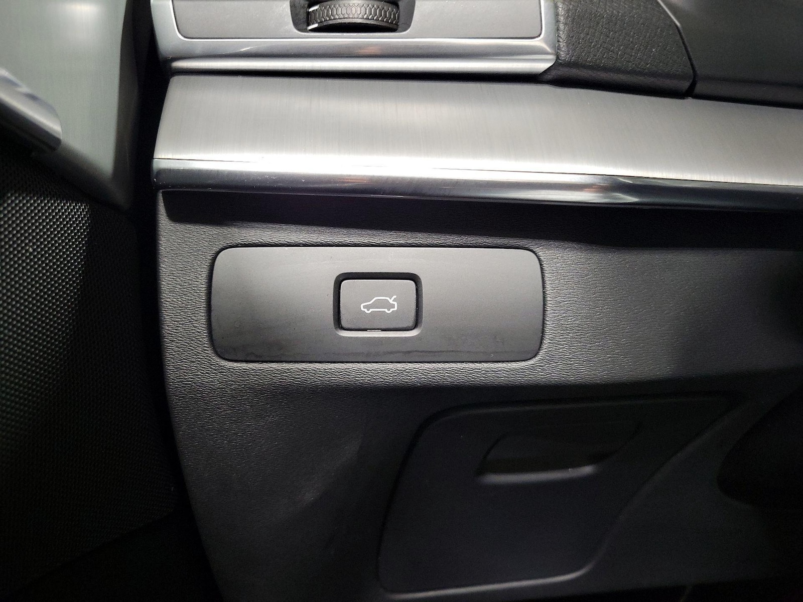 2024 Volvo XC90 Core - Photo 14