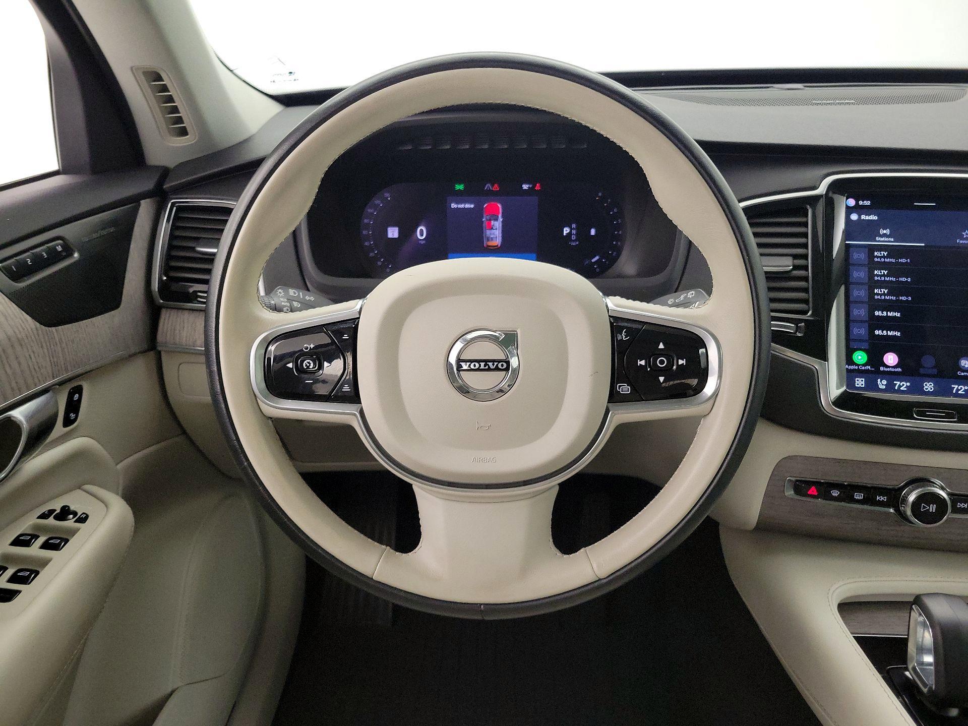 Thumbnail: 2023 Volvo XC90 - 10