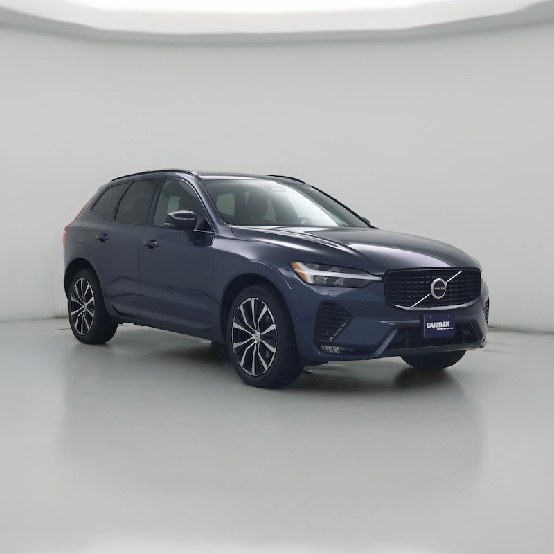 2023 Volvo XC60 B5 Plus Dark Theme
