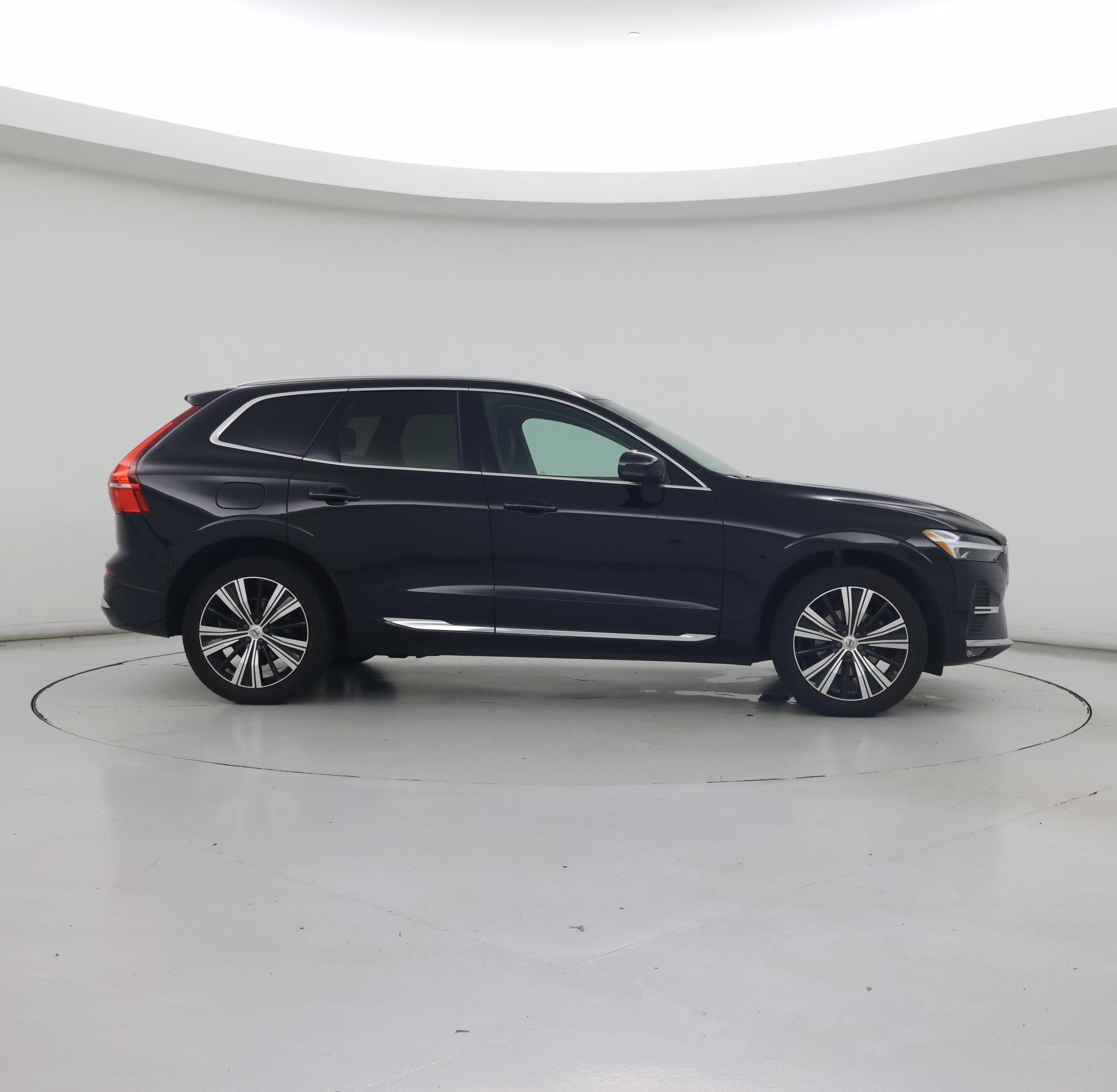 Thumbnail: 2023 Volvo XC60 - 7