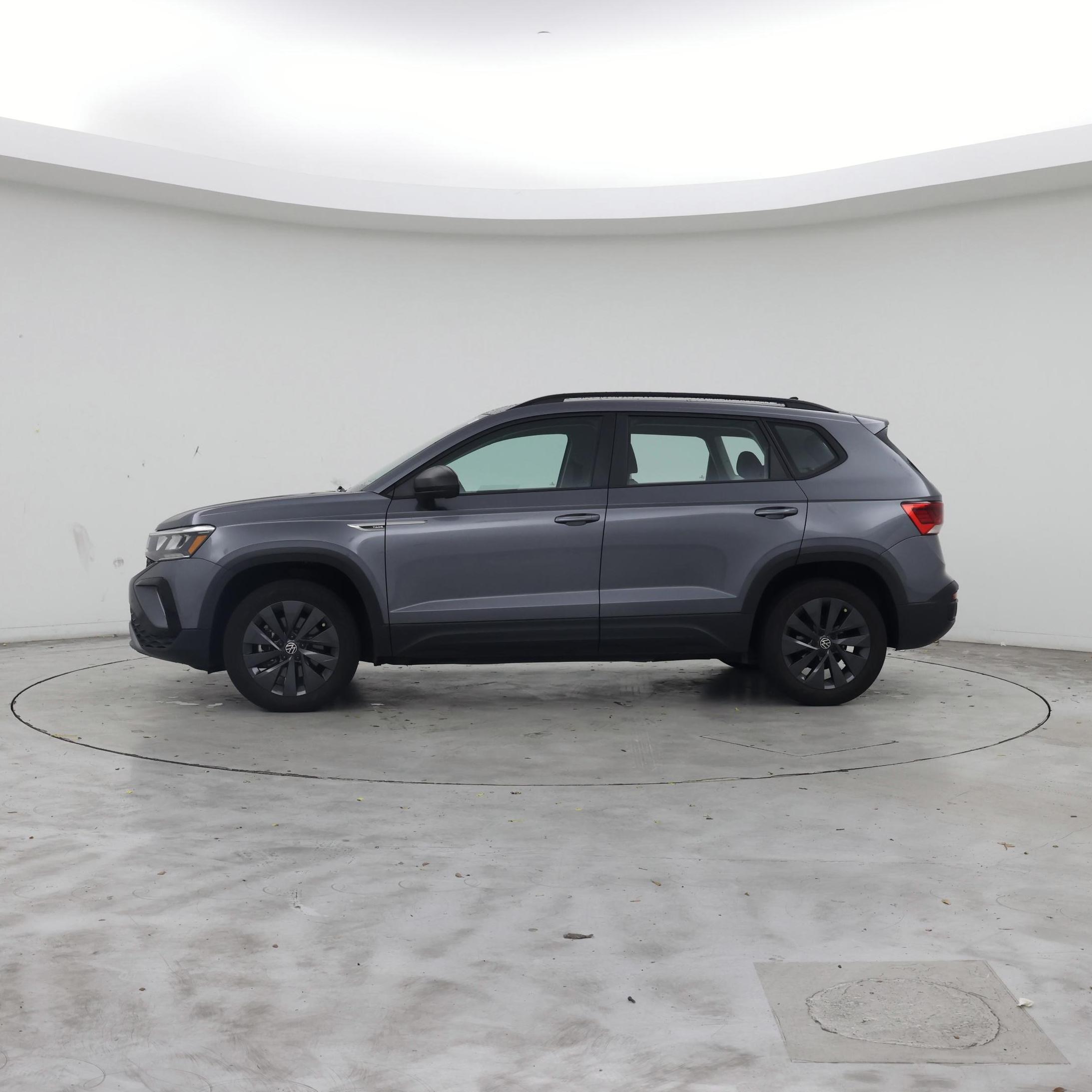 Thumbnail: 2023 Volkswagen Taos - 3