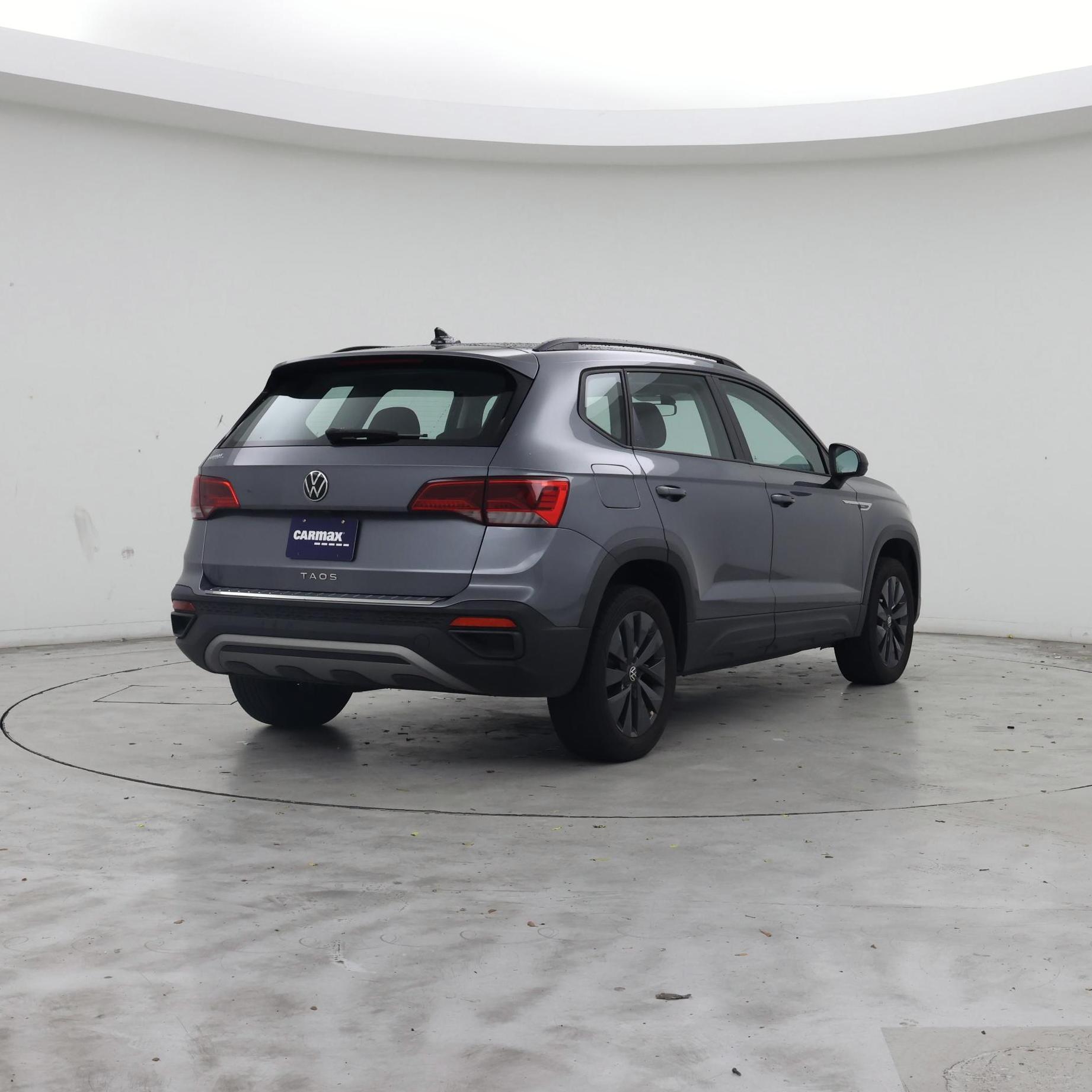 Thumbnail: 2023 Volkswagen Taos - 8