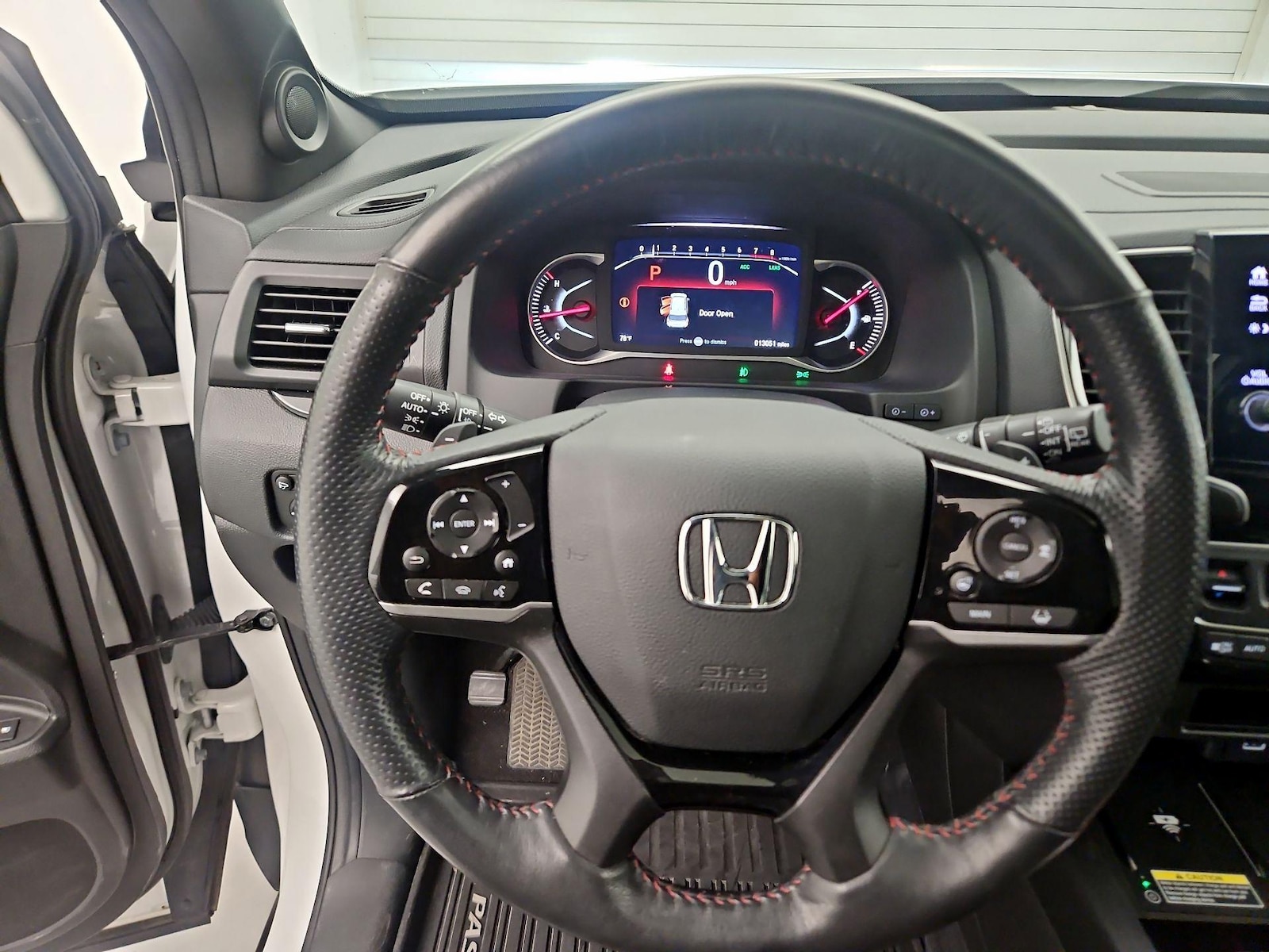 2025 Honda Passport Black Edition - Photo 11