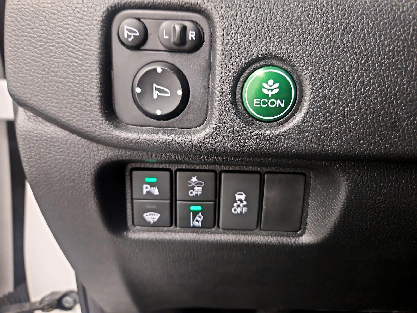 2025 Honda Passport Black Edition - Photo 14