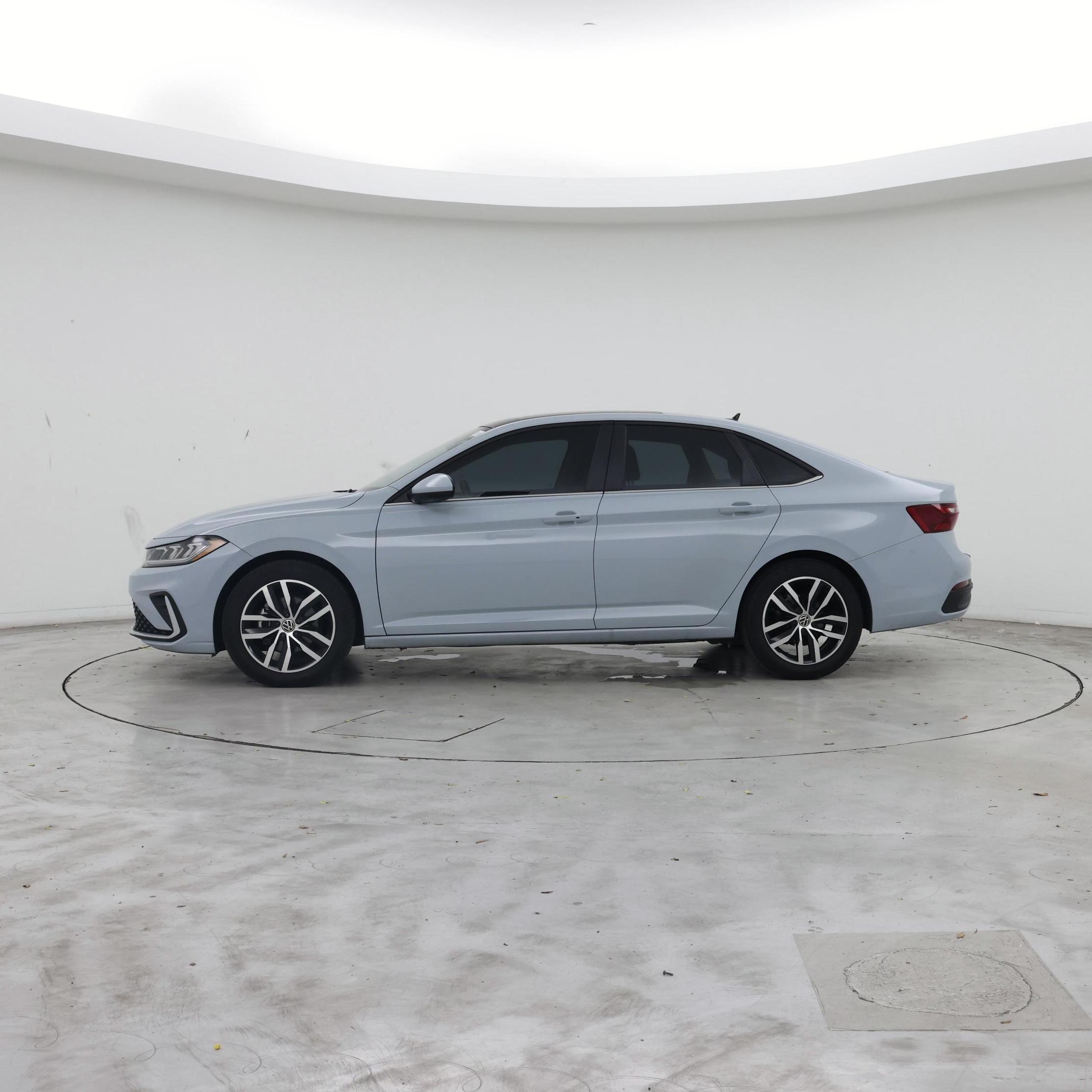 Thumbnail: 2025 Volkswagen Jetta - 3