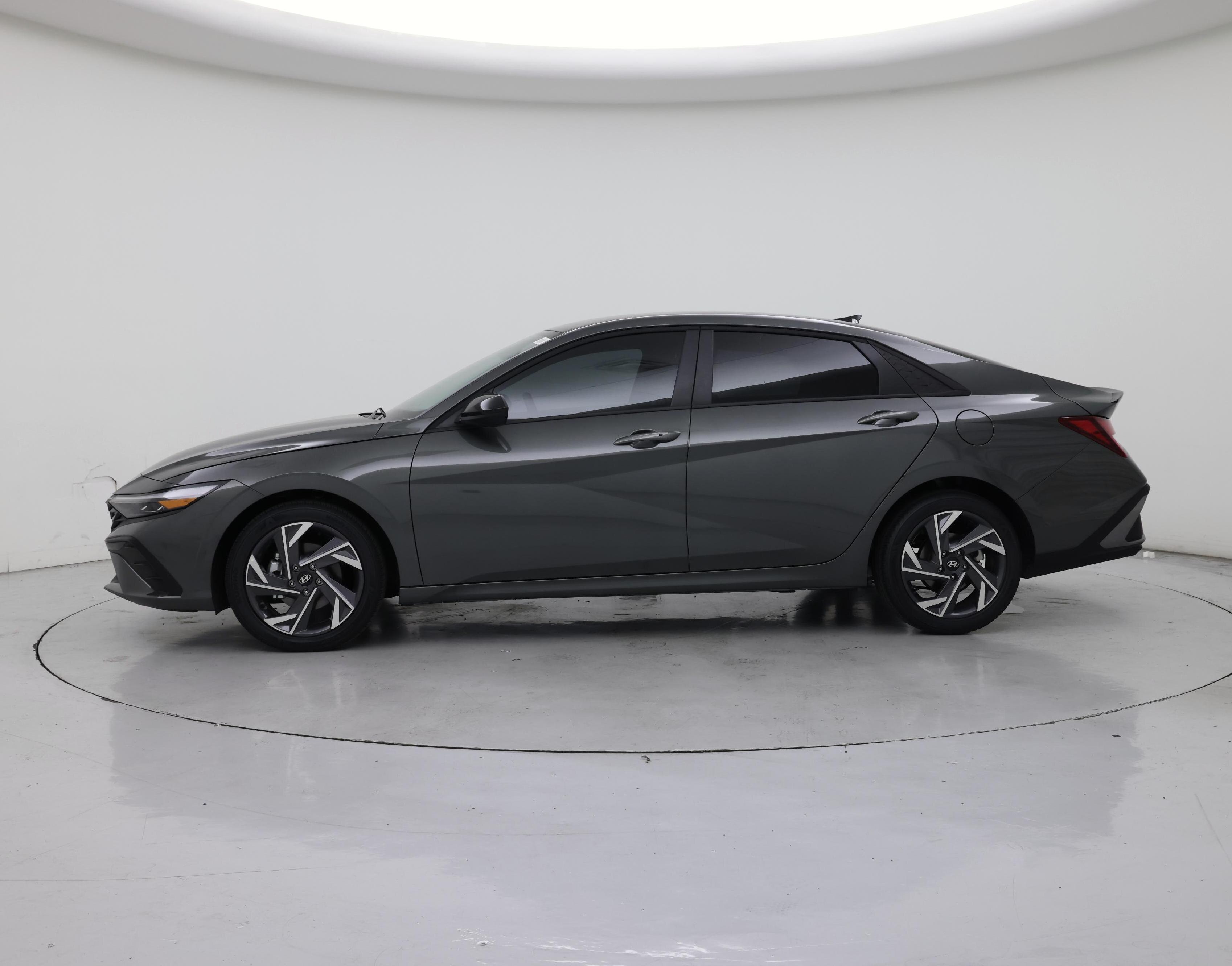 Thumbnail: 2025 Hyundai Elantra - 3