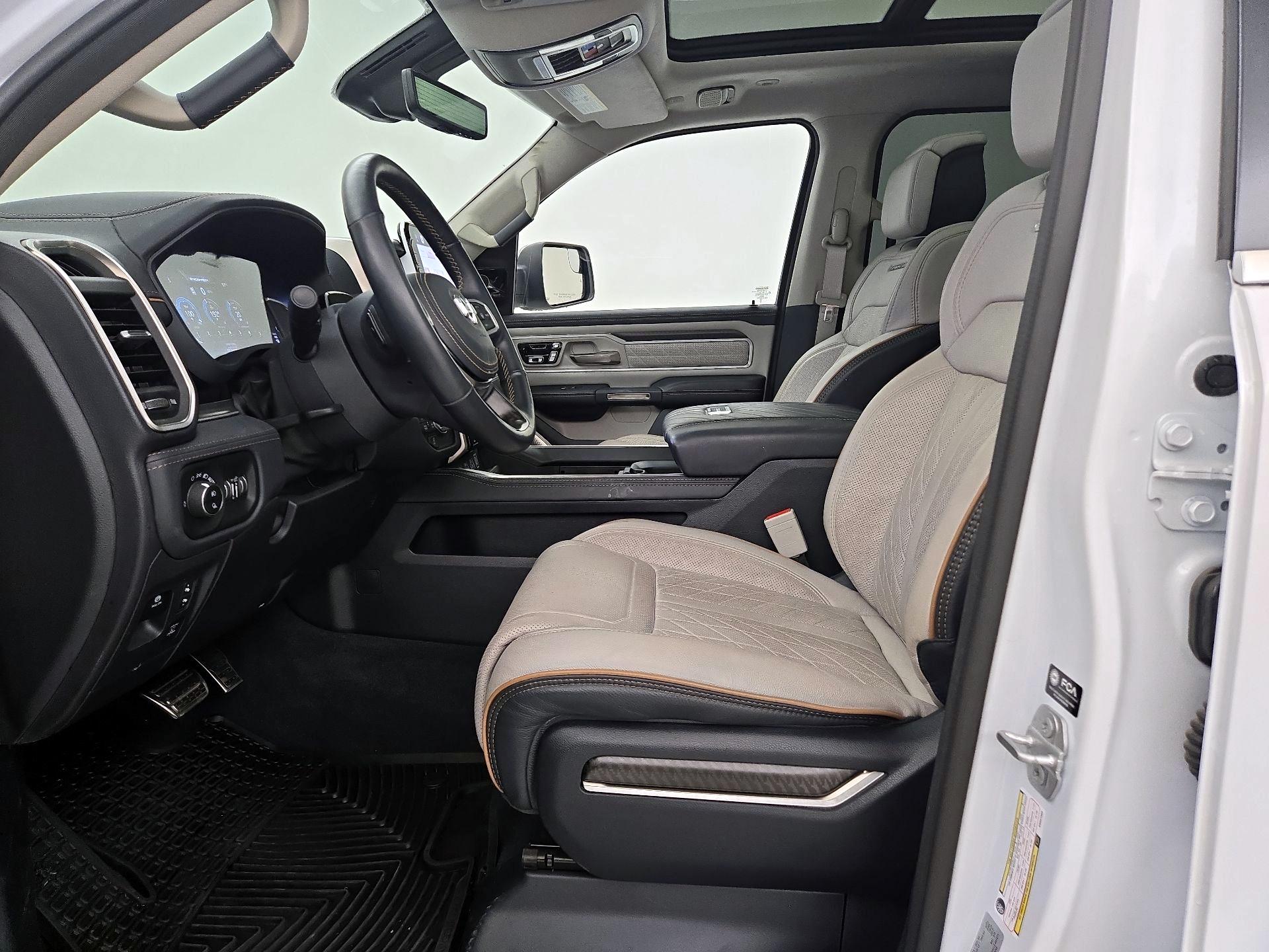 Thumbnail: 2025 RAM 1500 - 11