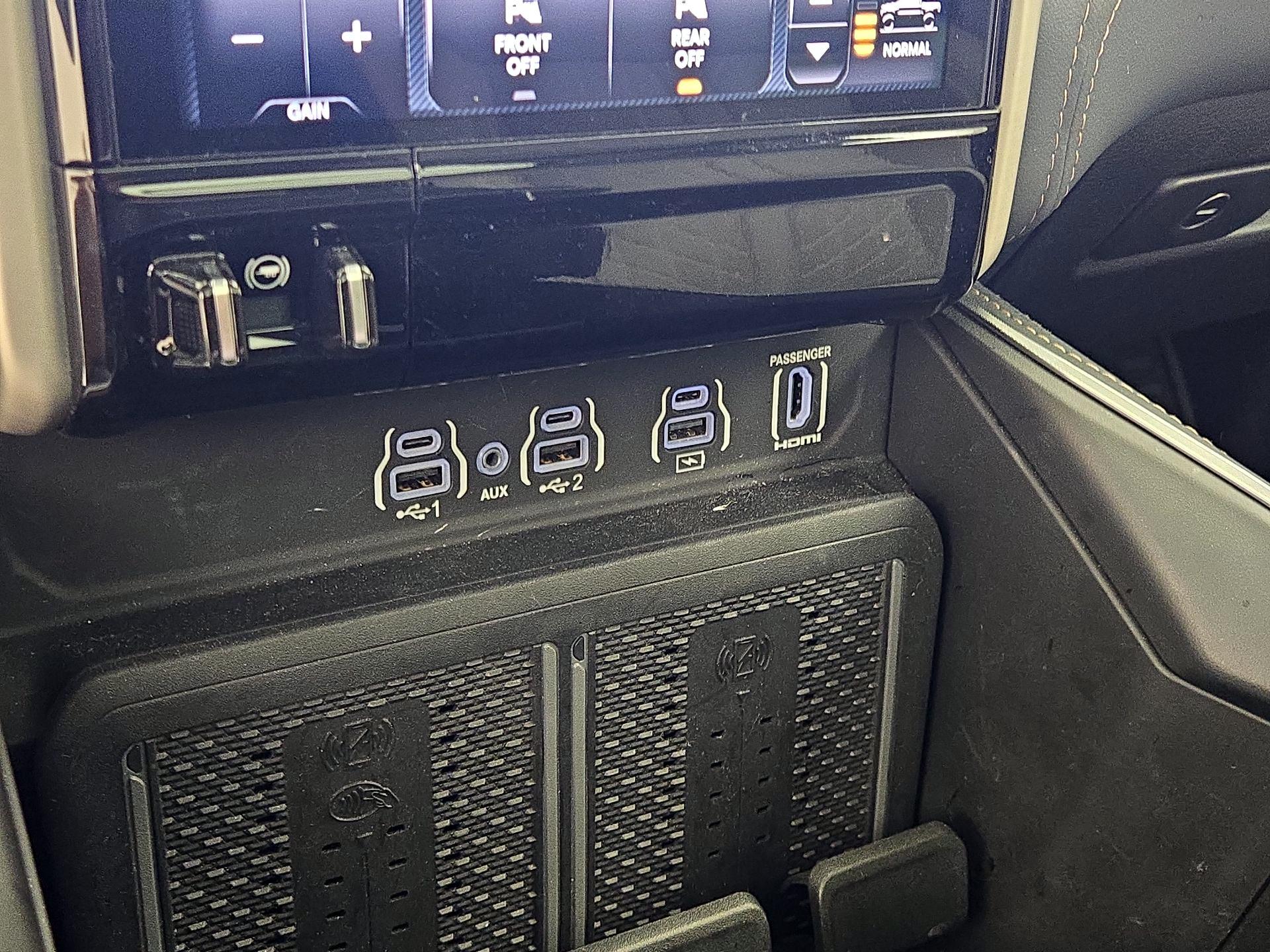 Thumbnail: 2025 RAM 1500 - 19