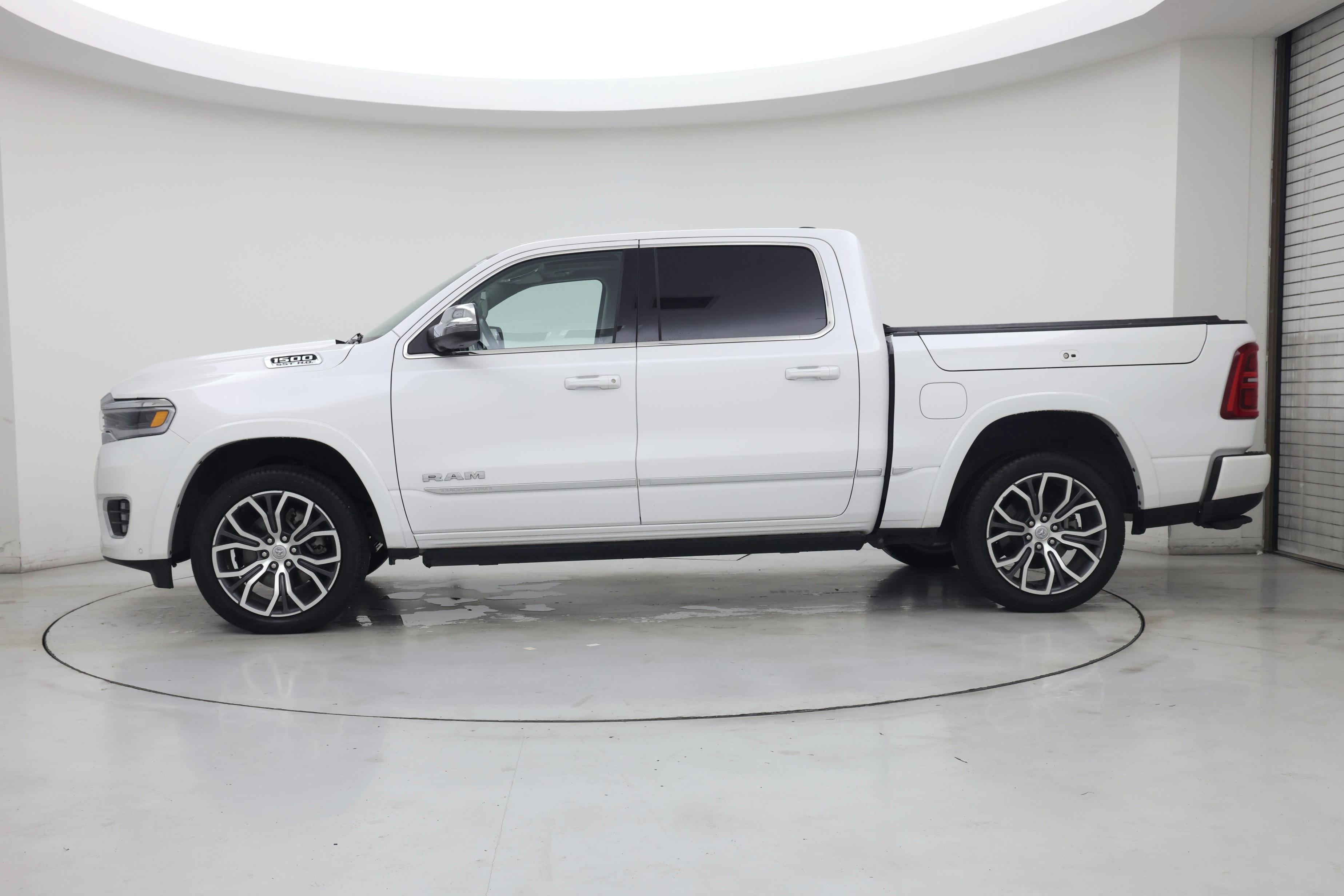 Thumbnail: 2025 RAM 1500 - 3