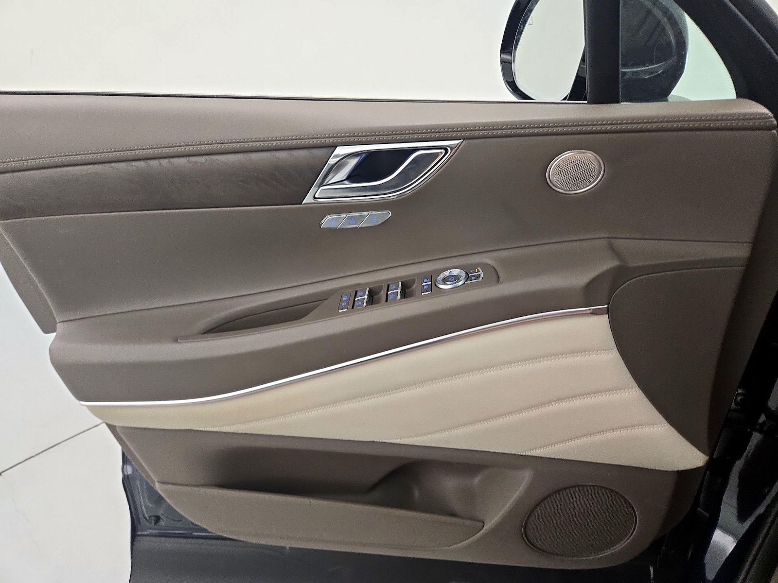 2024 GENESIS GV80 Standard - Photo 13