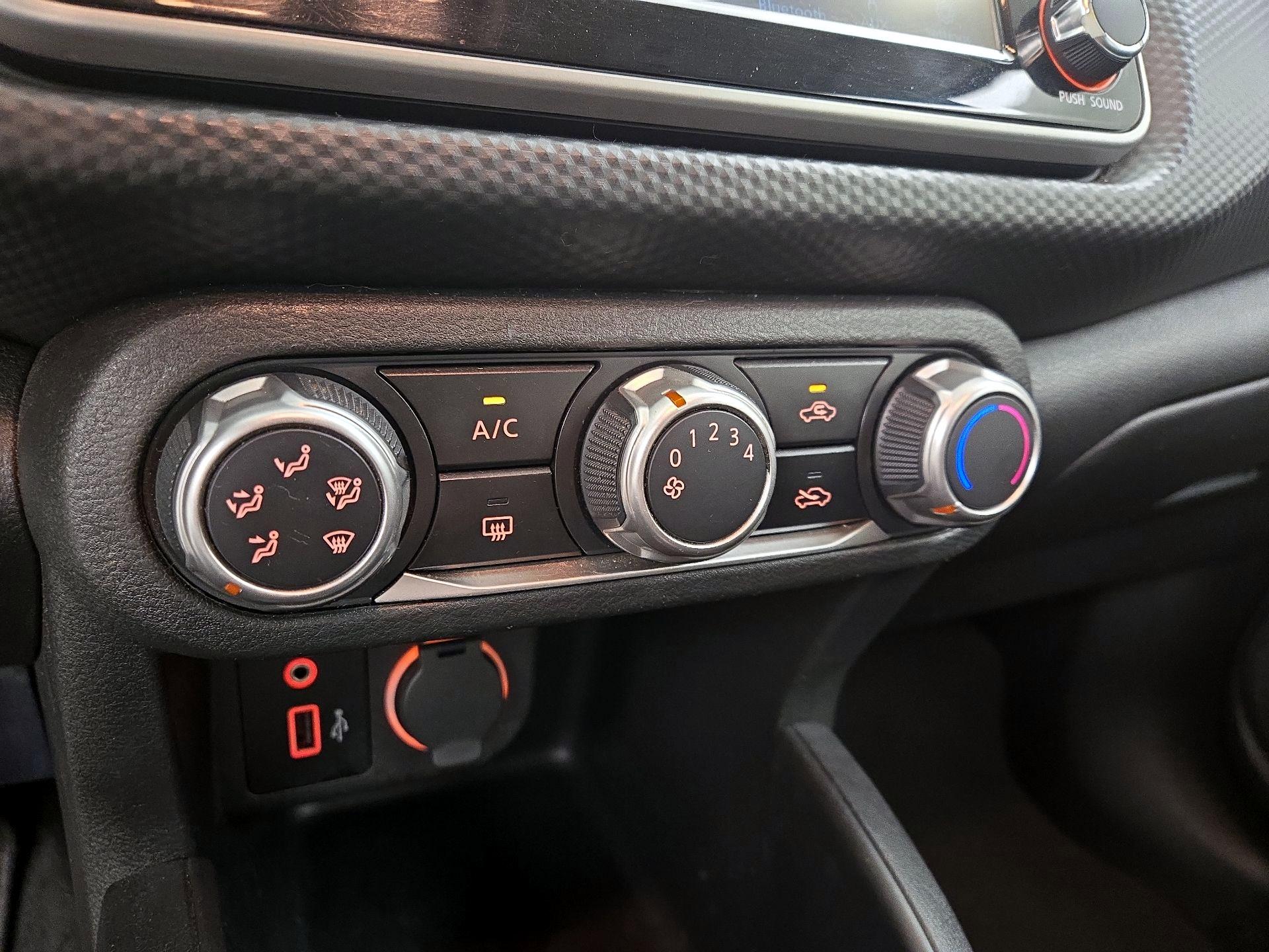 Thumbnail: 2022 Nissan Kicks - 16