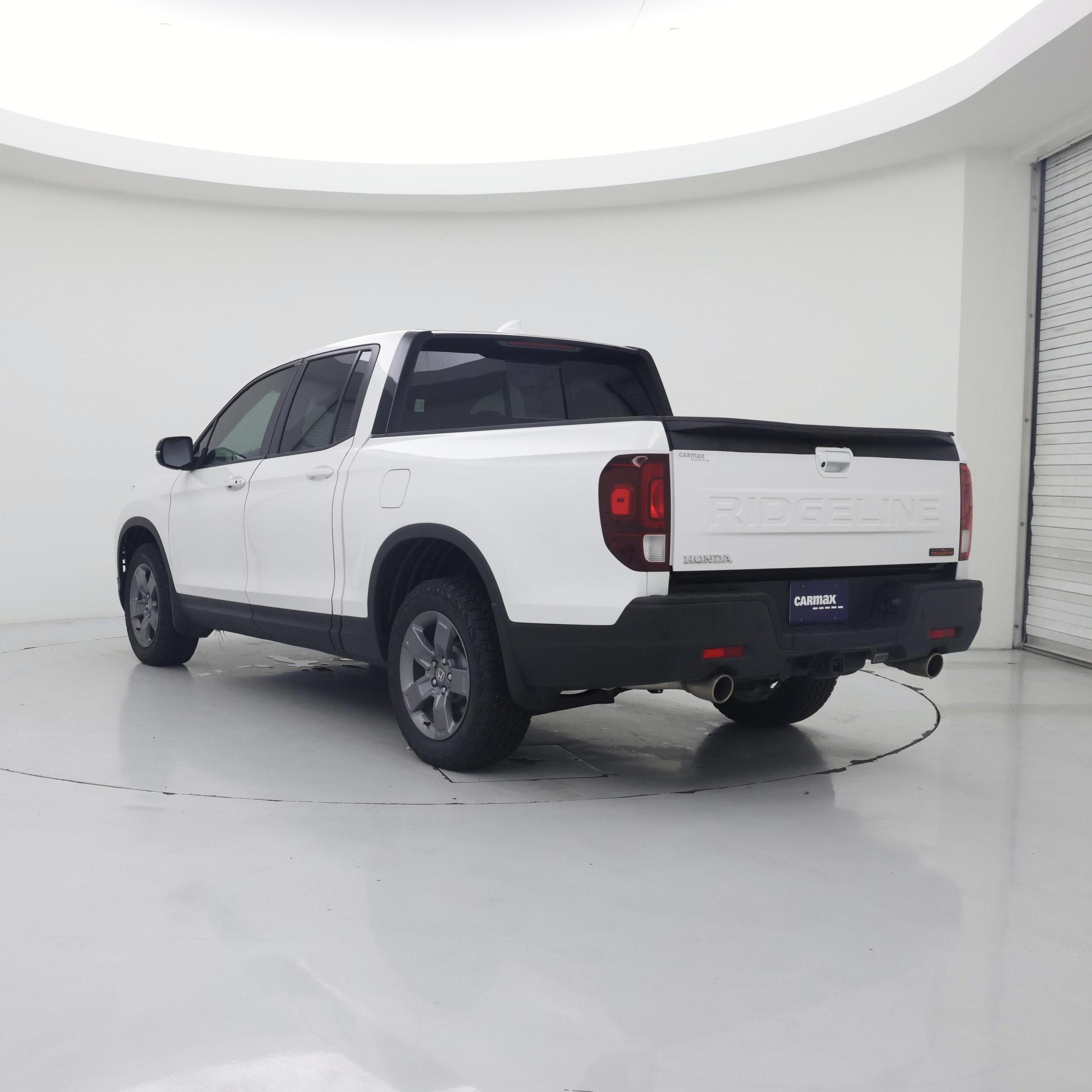 Thumbnail: 2025 Honda Ridgeline - 2