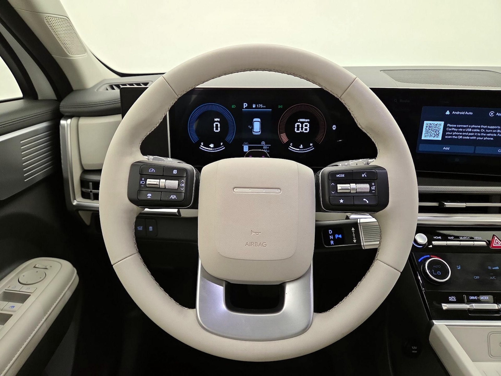 2025 Hyundai Santa Fe SEL - Photo 11