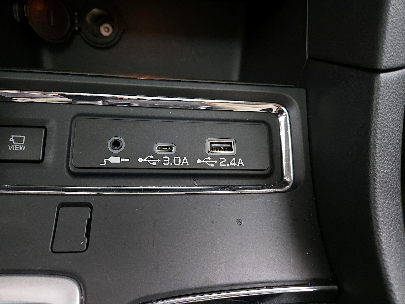2025 Subaru Ascent Limited - Photo 20