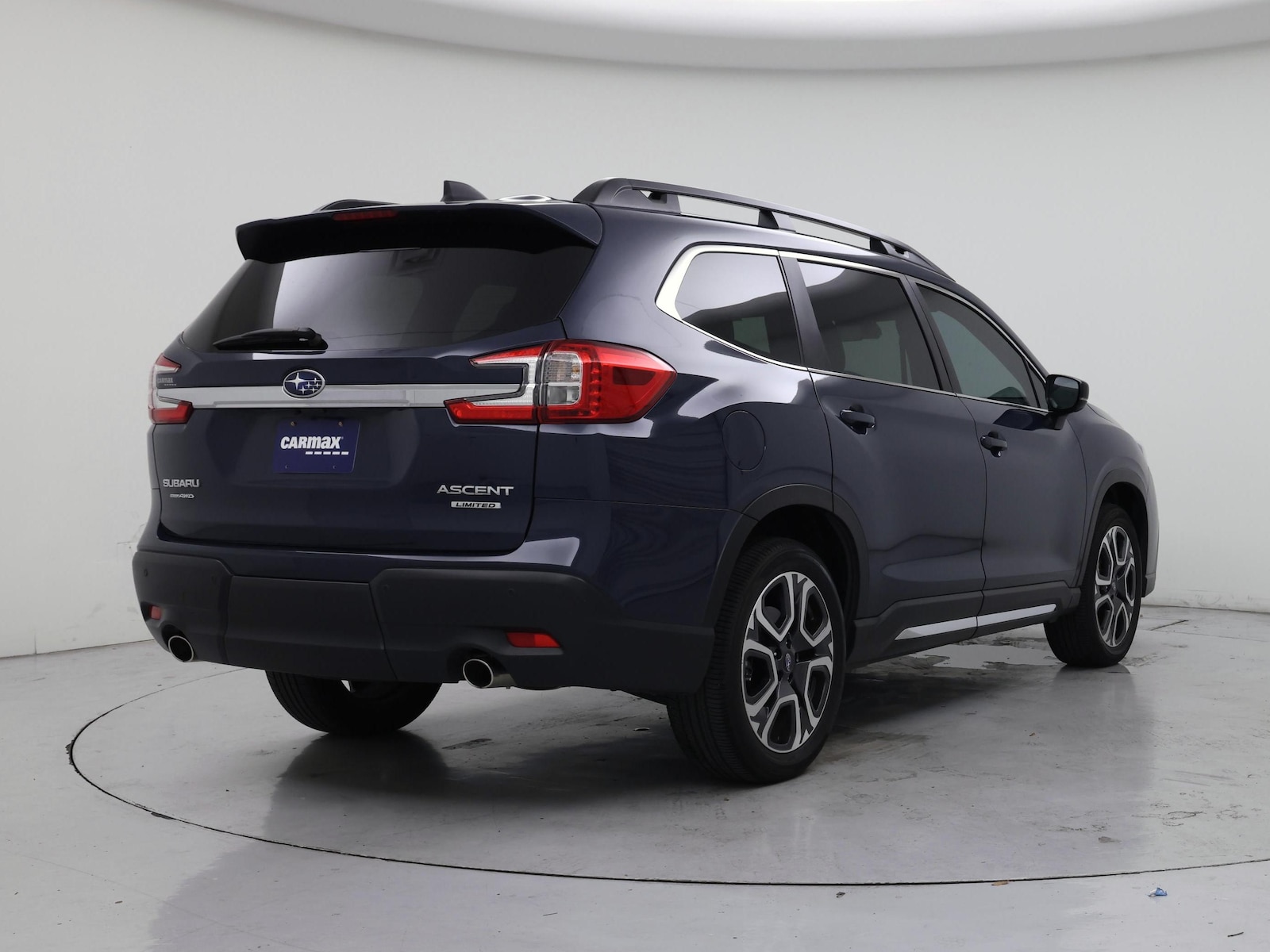 2025 Subaru Ascent Limited - Photo 9