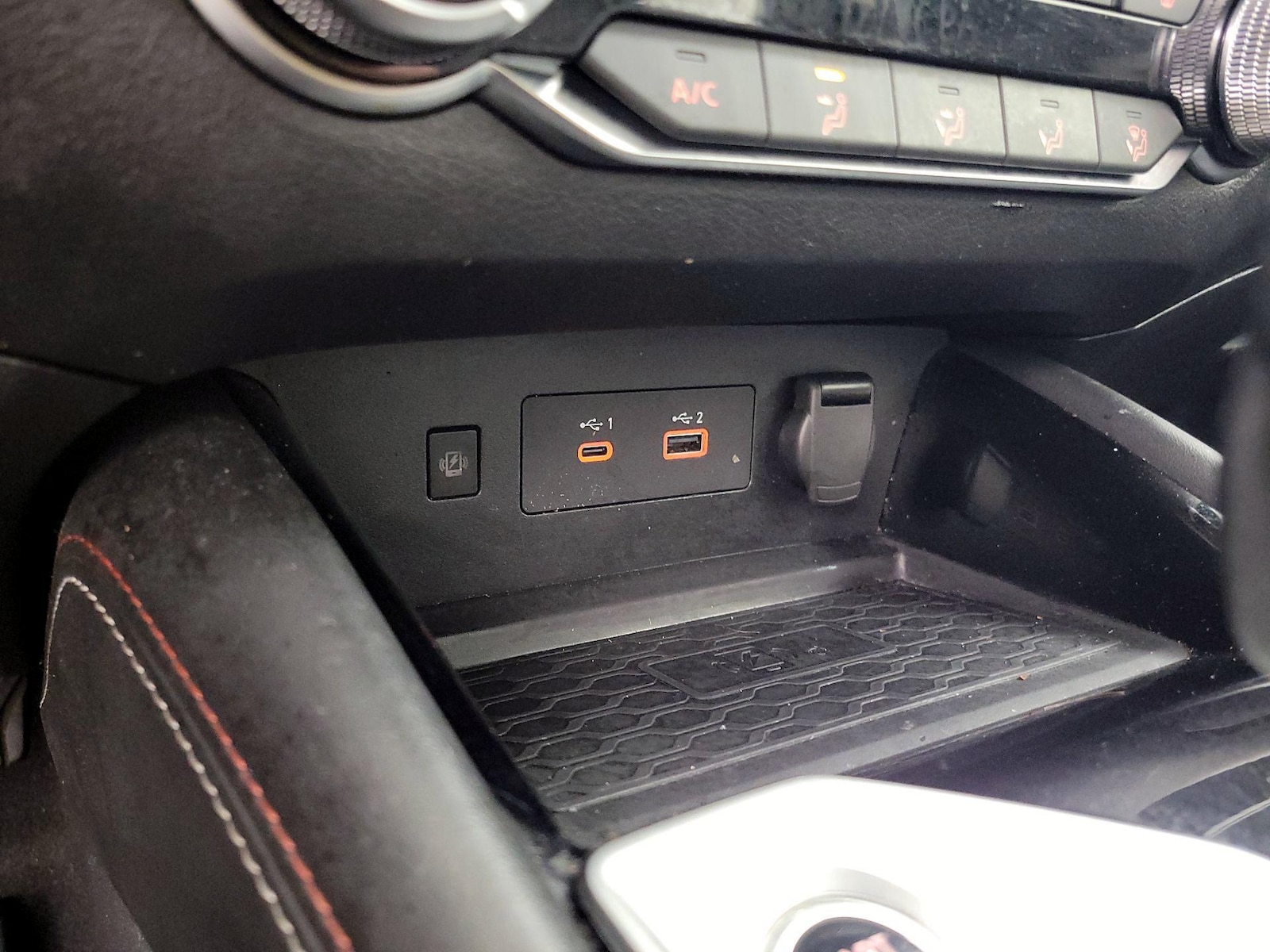 2023 Nissan Altima SR - Photo 19