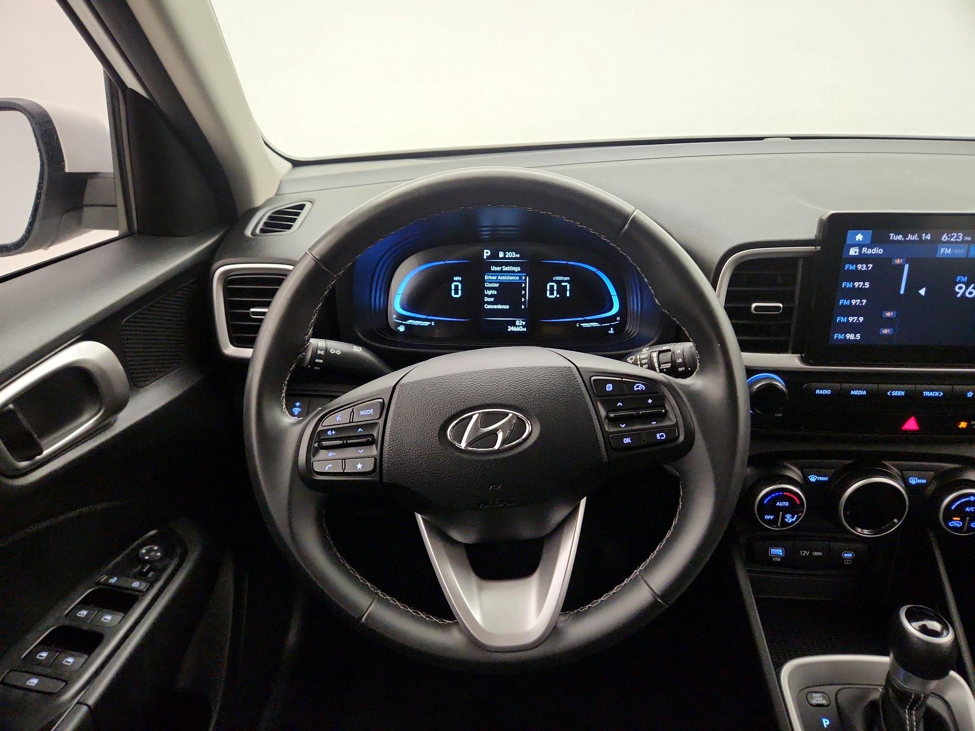 Thumbnail: 2025 Hyundai Venue - 10