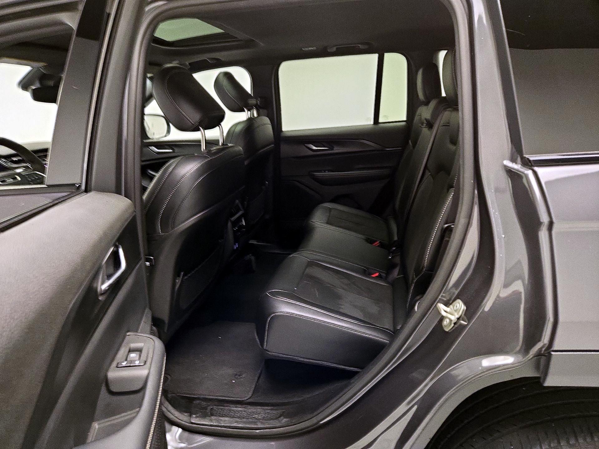 Thumbnail: 2023 Jeep Grand Cherokee - 20
