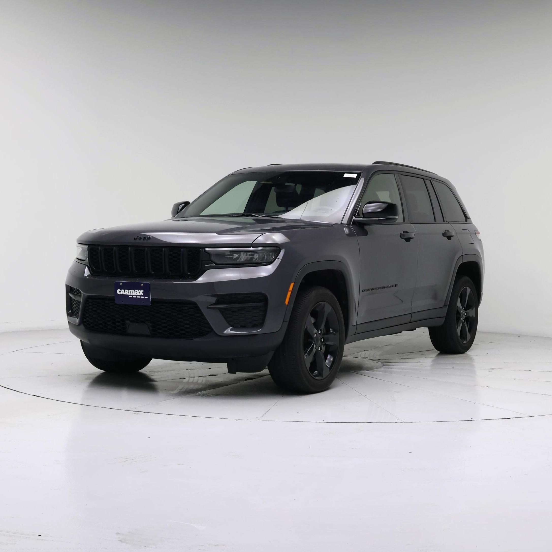 Thumbnail: 2023 Jeep Grand Cherokee - 4