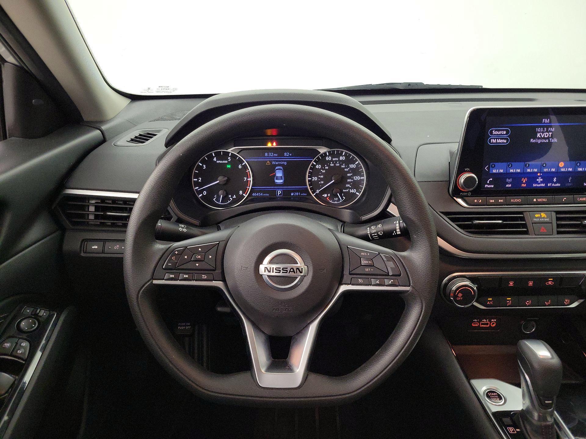 Thumbnail: 2021 Nissan Altima - 10