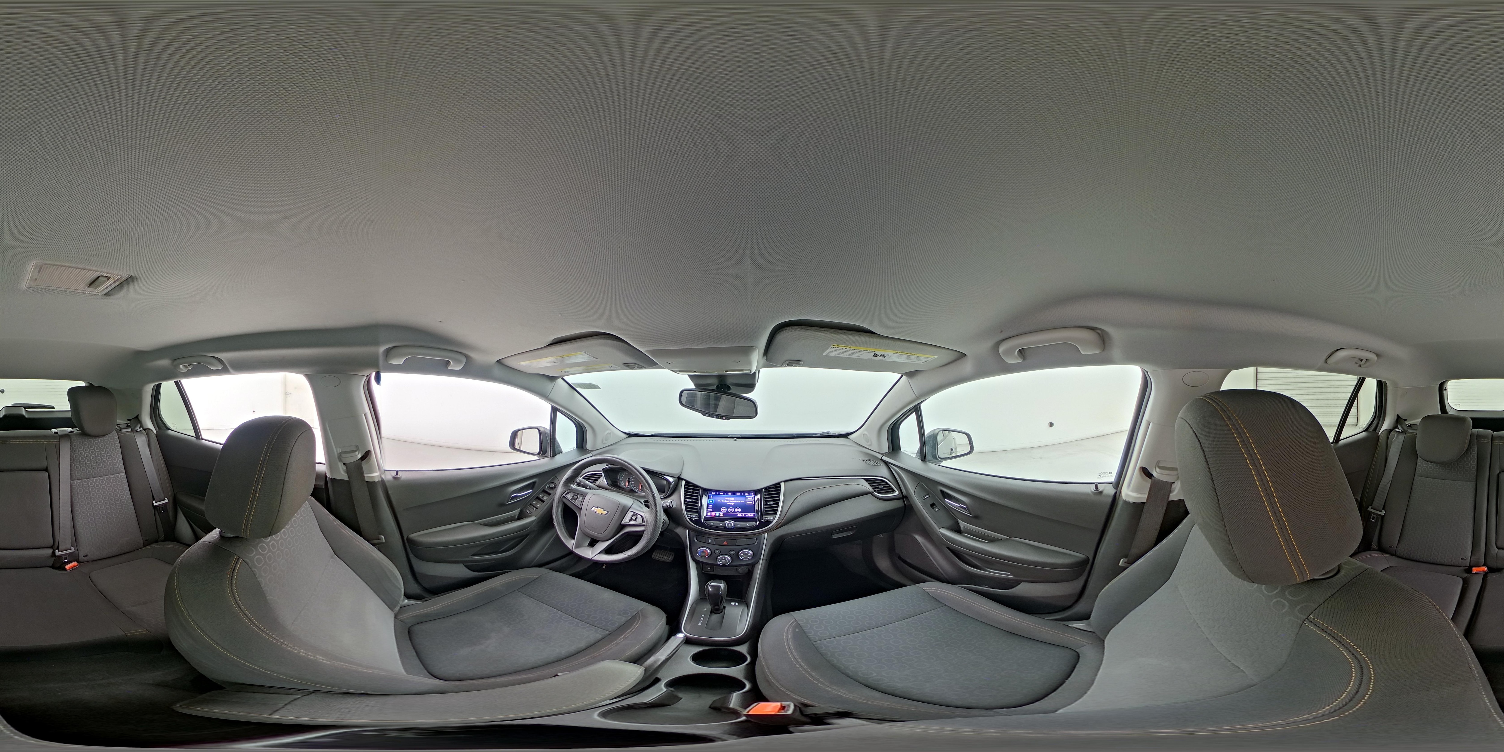 2020 Chevrolet Trax LS - Photo 24