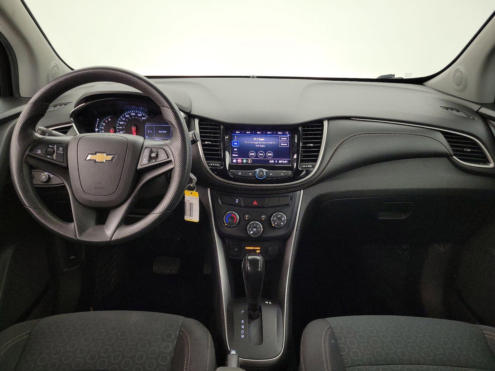 2020 Chevrolet Trax LS - Photo 10