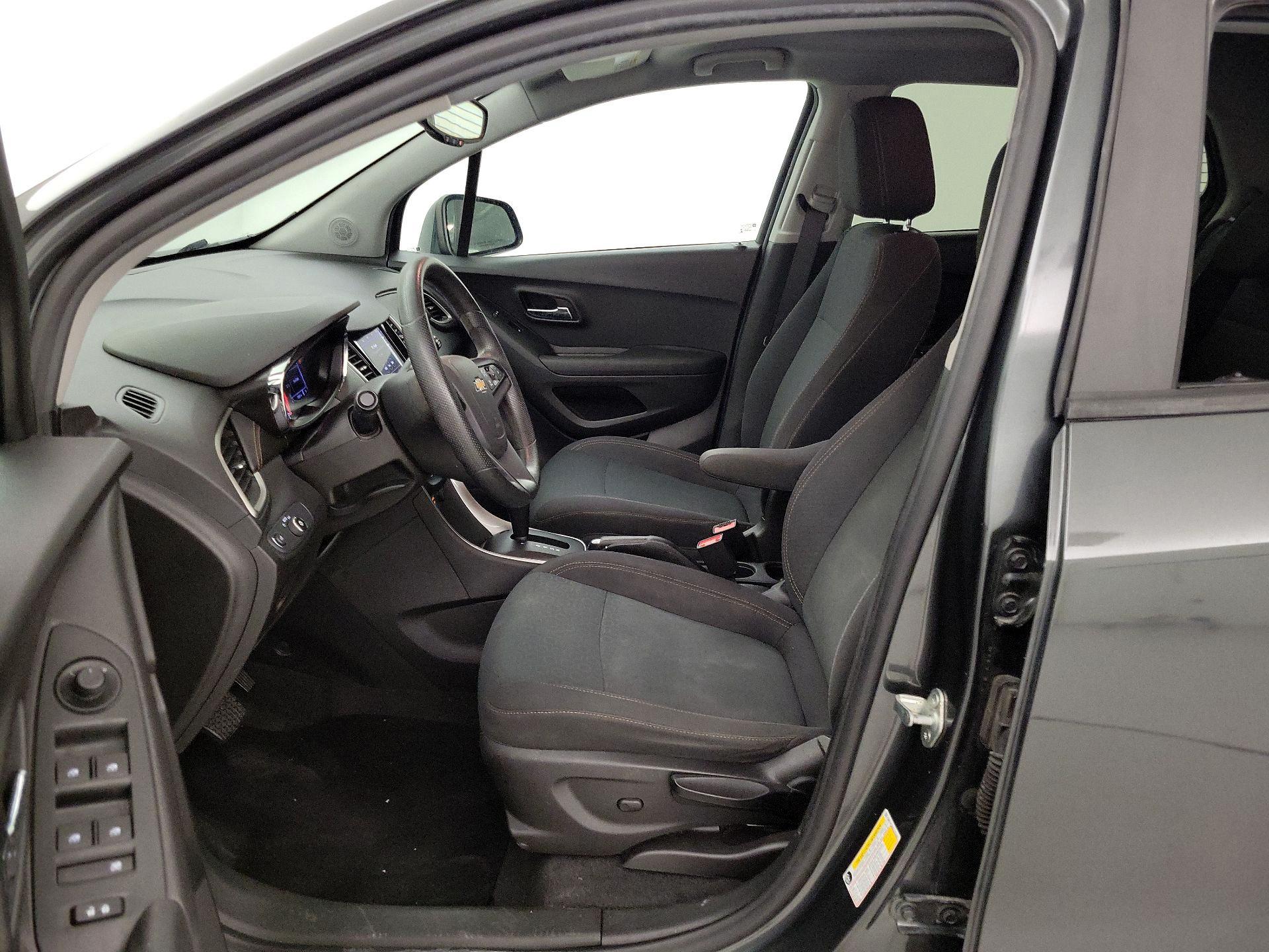 Thumbnail: 2020 Chevrolet Trax - 11