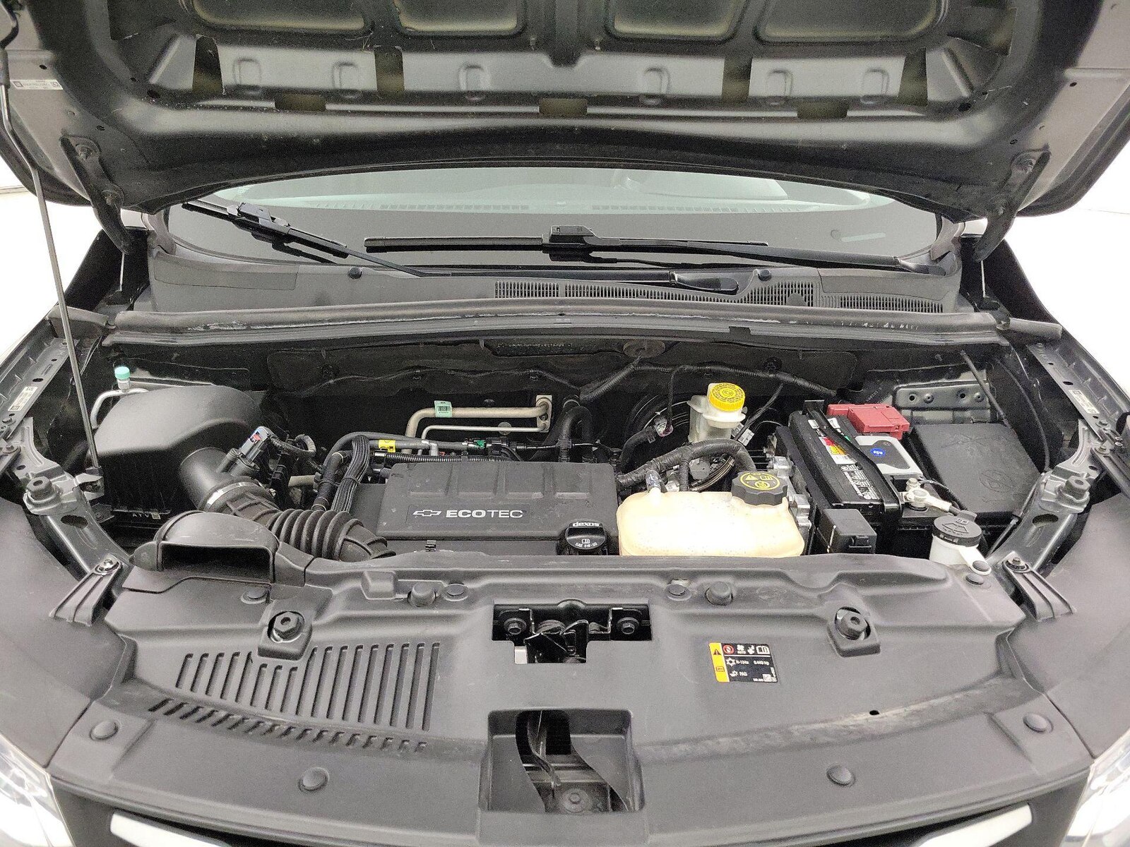 2020 Chevrolet Trax LS - Photo 22