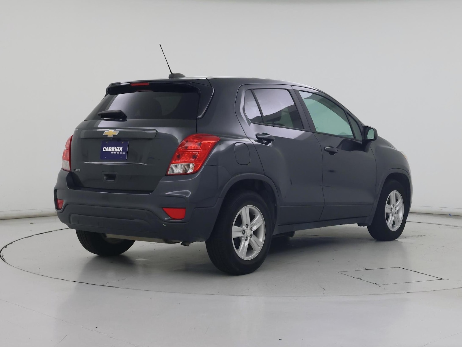 2020 Chevrolet Trax LS - Photo 9