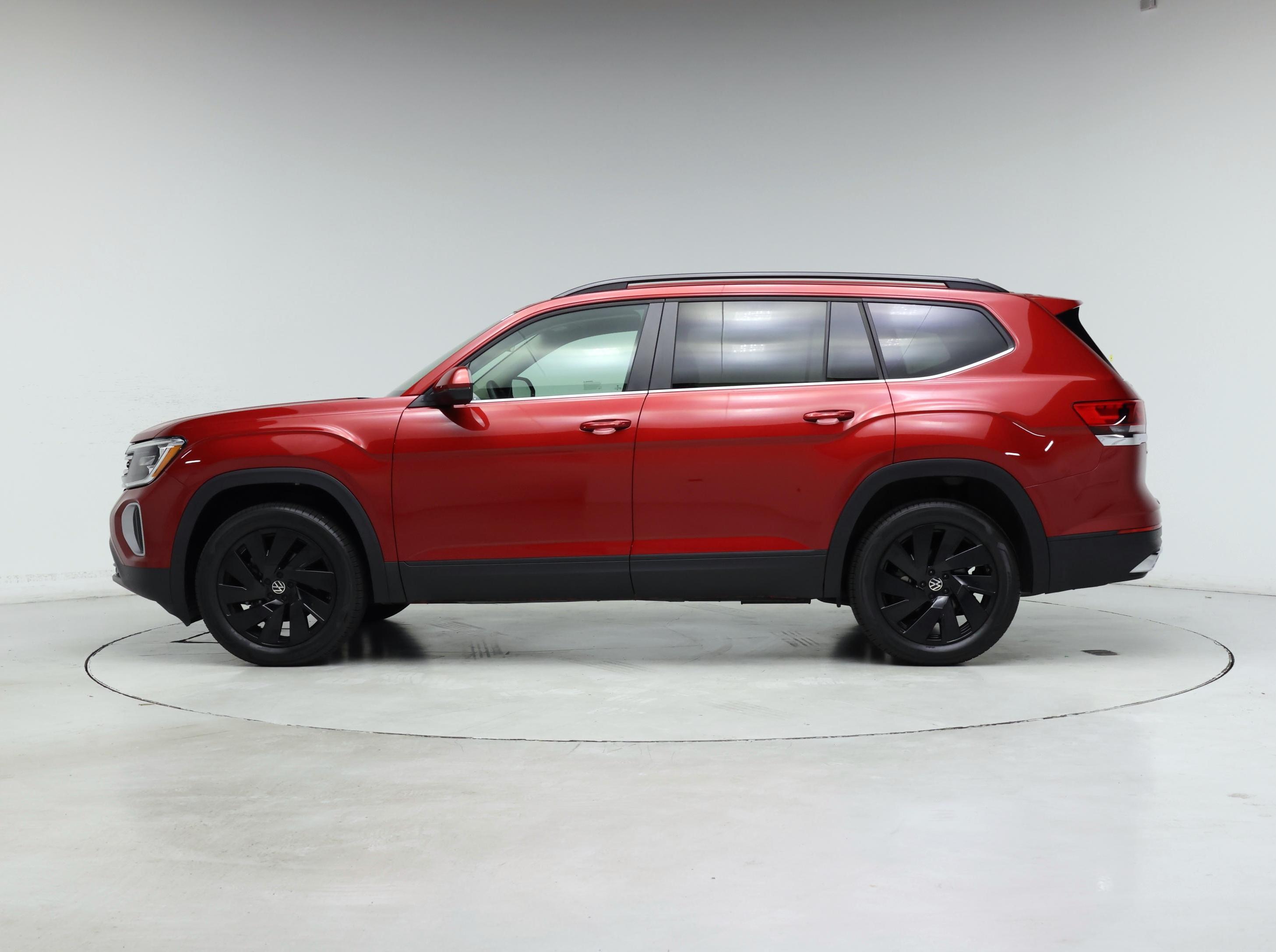 Thumbnail: 2024 Volkswagen Atlas - 3