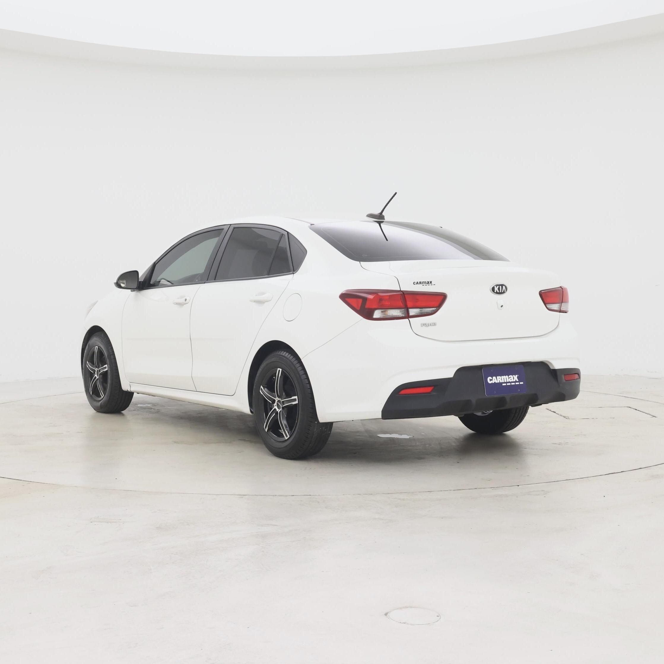 Thumbnail: 2020 Kia Rio - 2