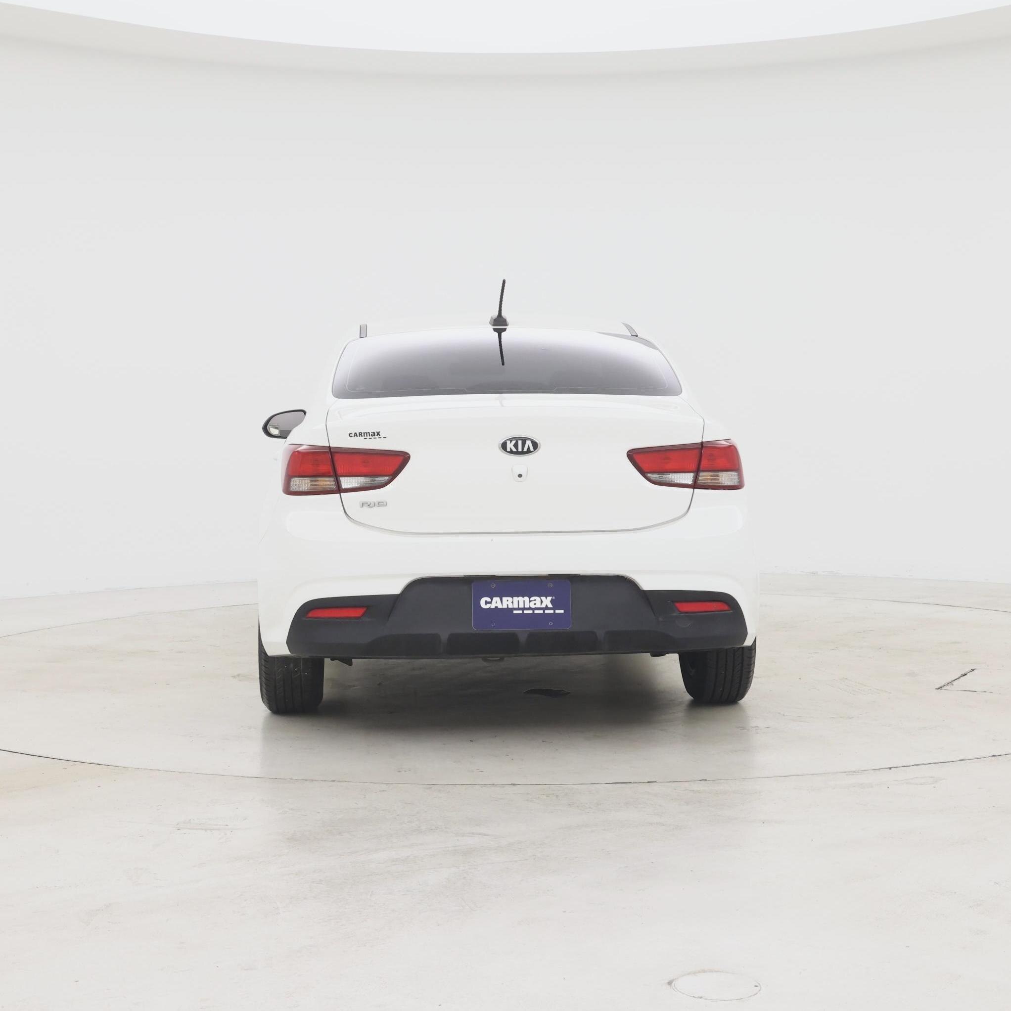 Thumbnail: 2020 Kia Rio - 6