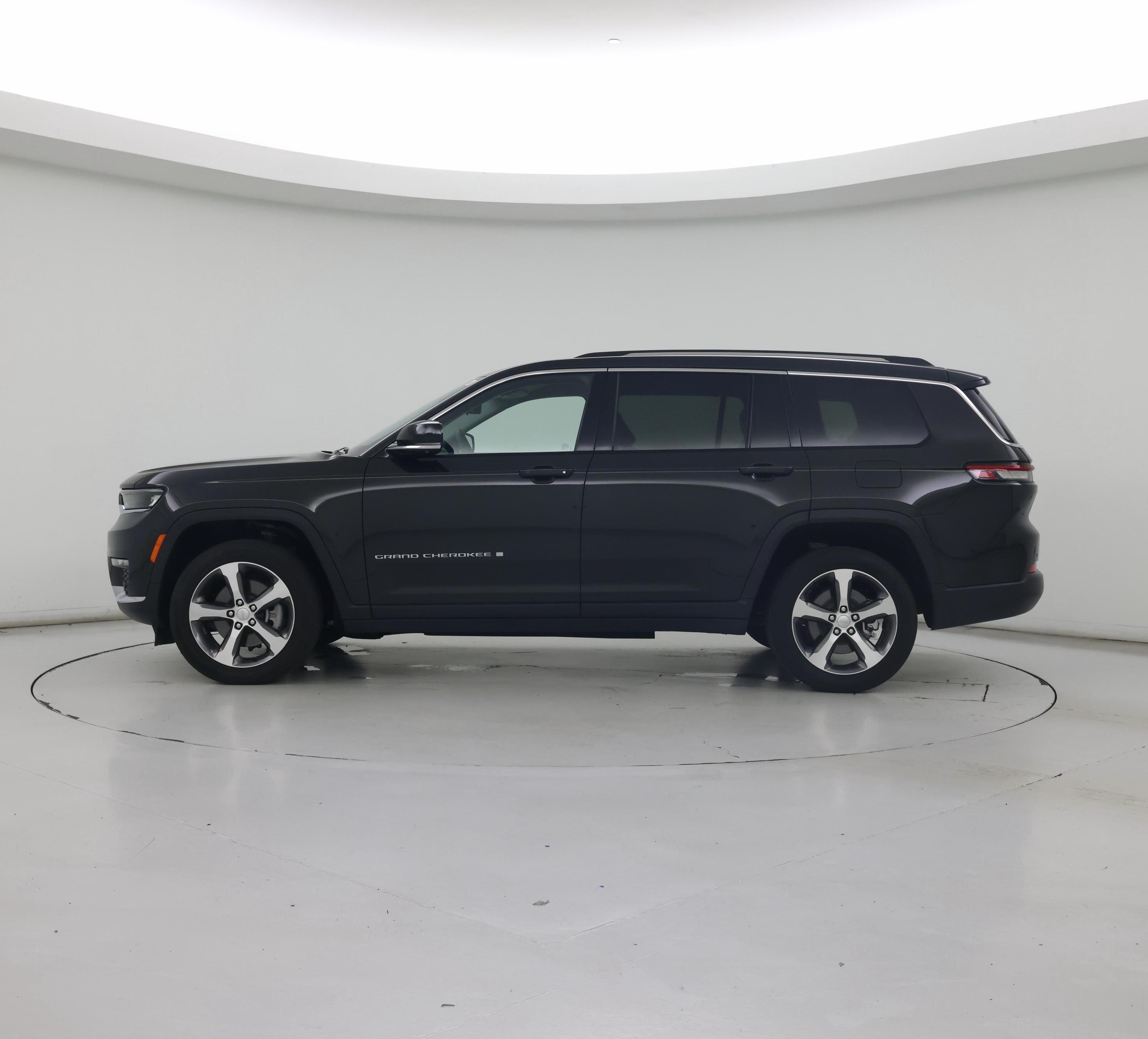 Thumbnail: 2023 Jeep Grand Cherokee L - 3