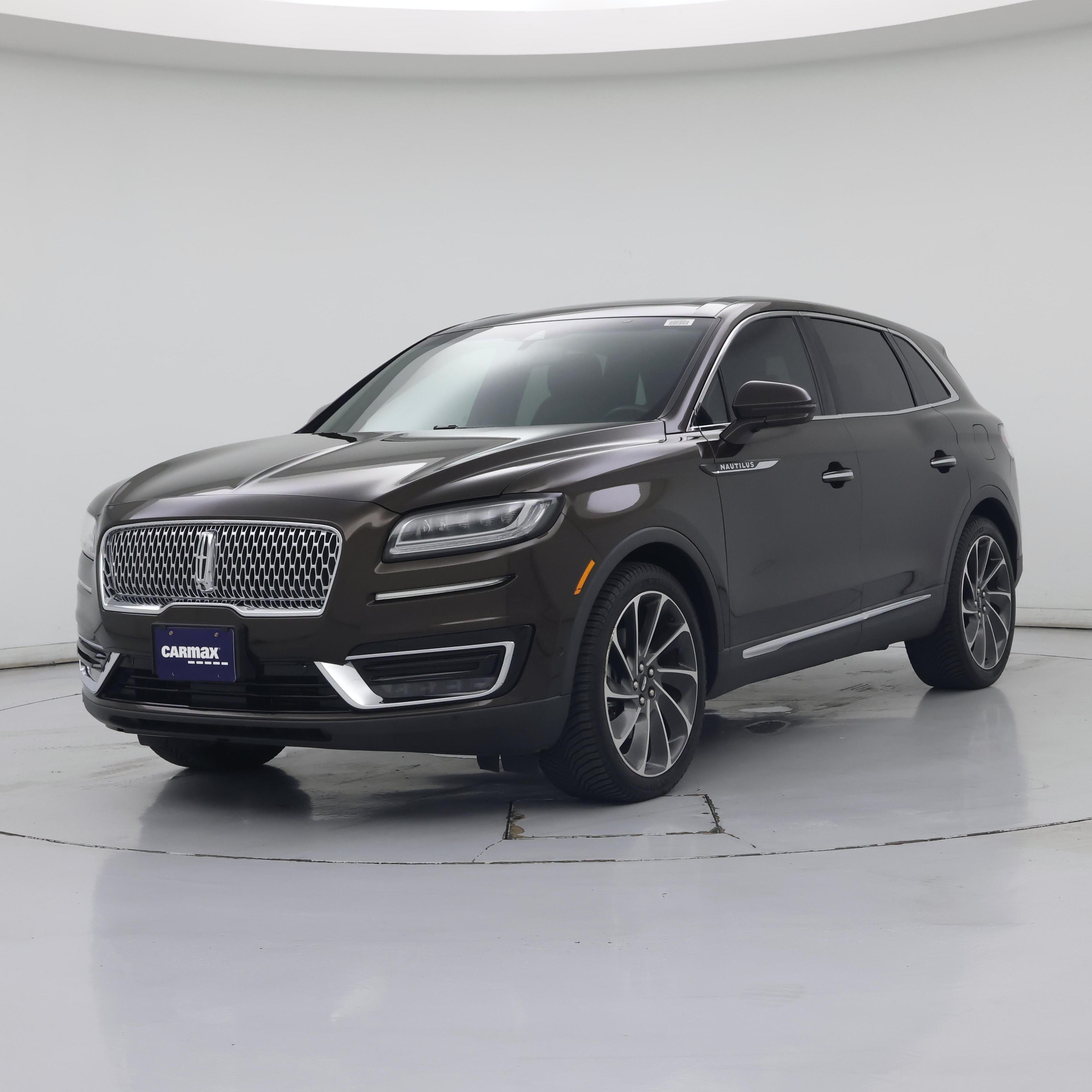 Thumbnail: 2019 Lincoln Nautilus - 4